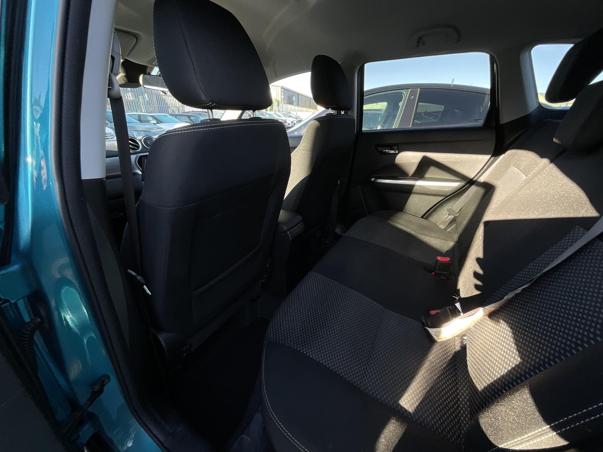 Suzuki Vitara - Image 13