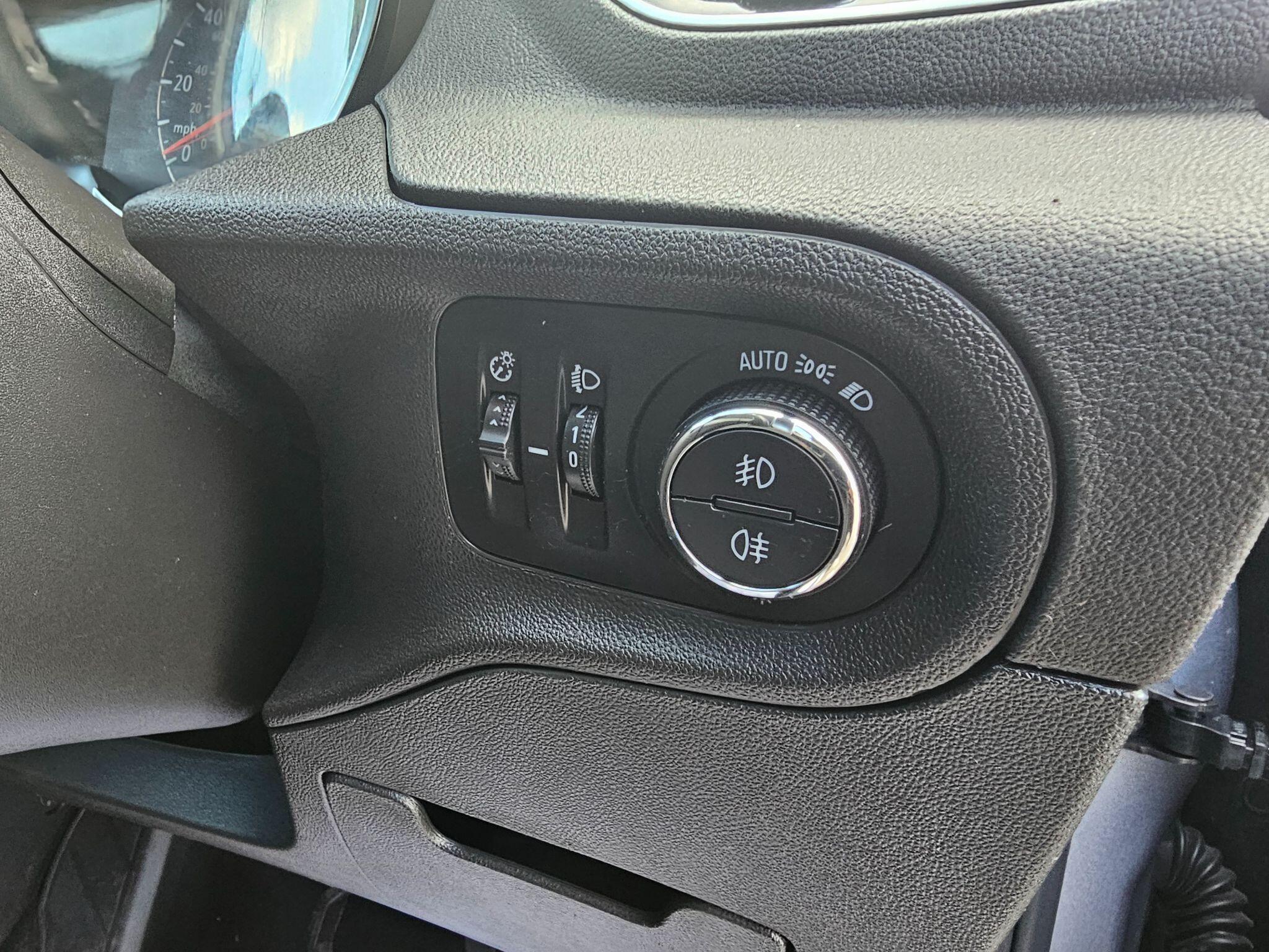 Vauxhall Grandland X - Image 26