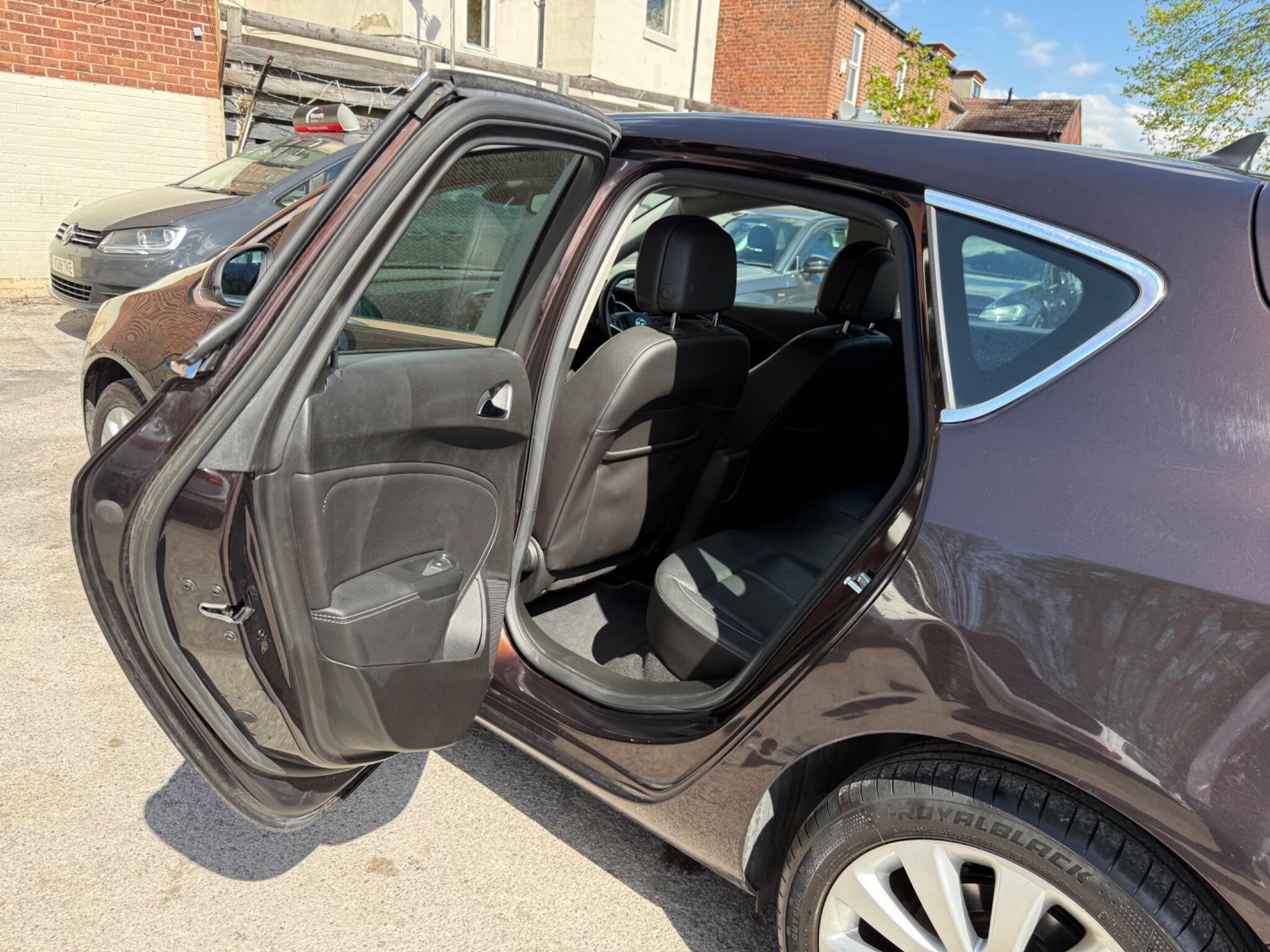 Vauxhall Astra - Image 28