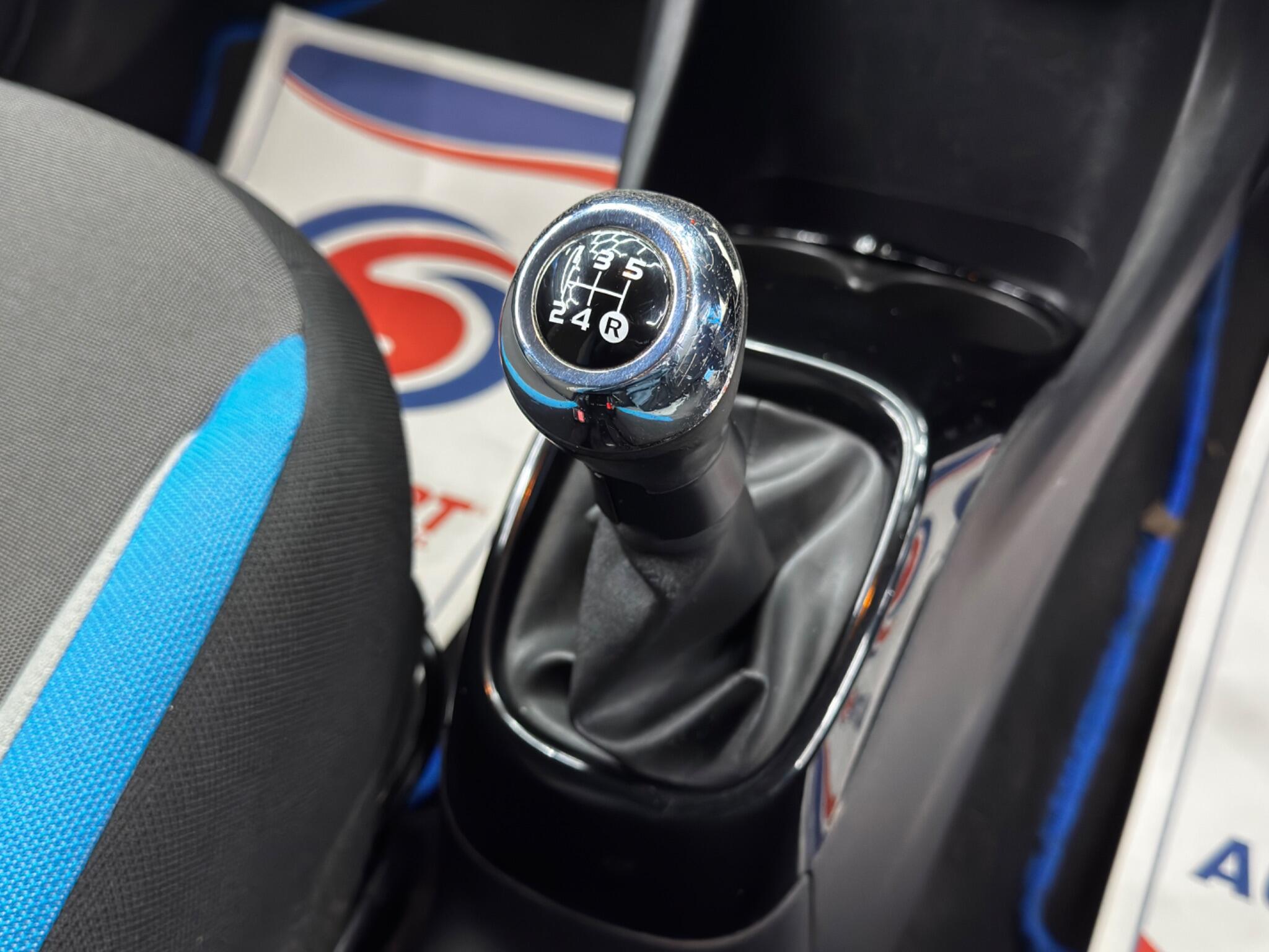 Toyota Aygo - Image 25