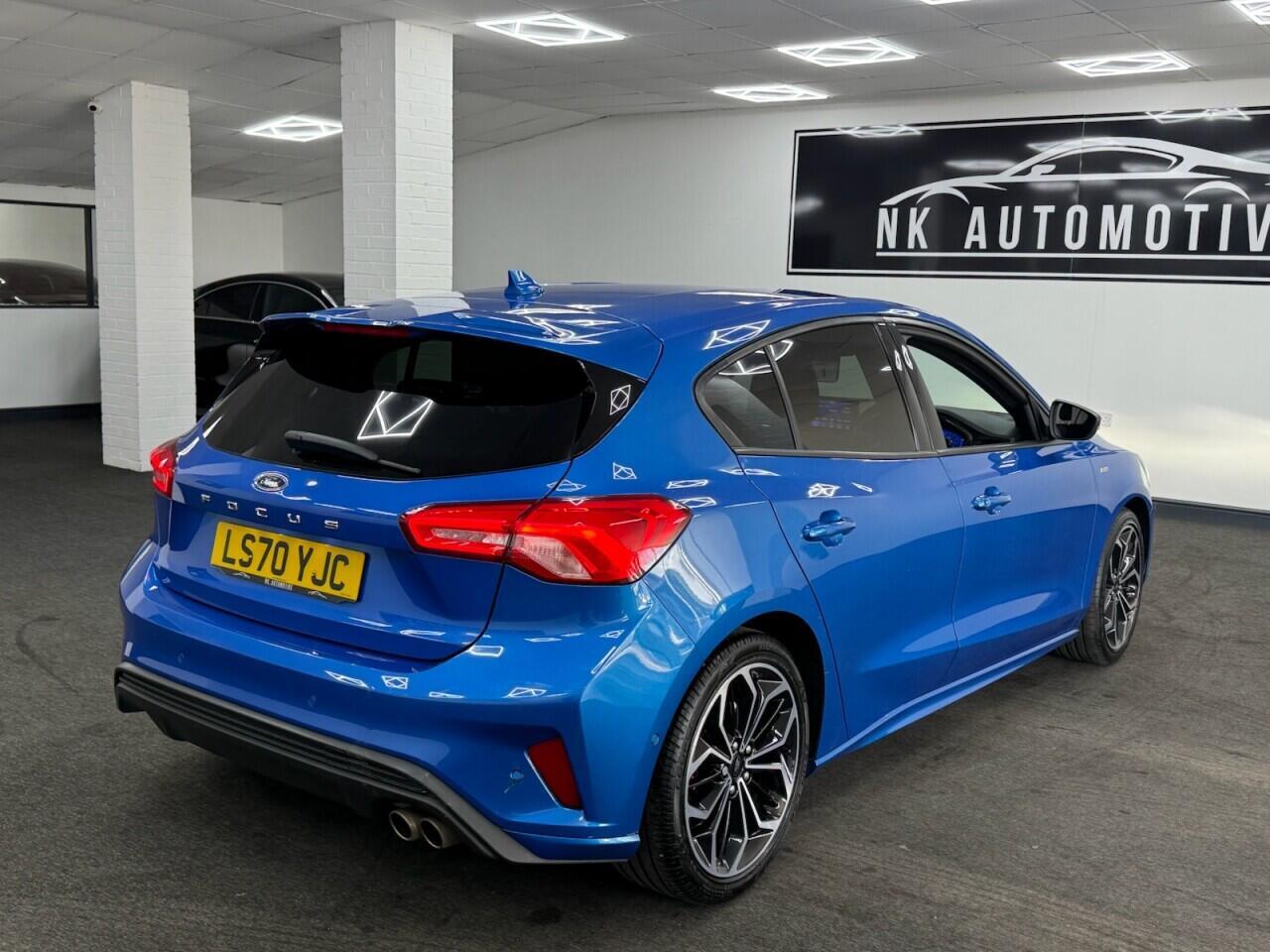 Ford Focus - Image 6