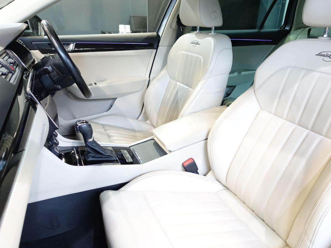 Skoda Superb - Image 16