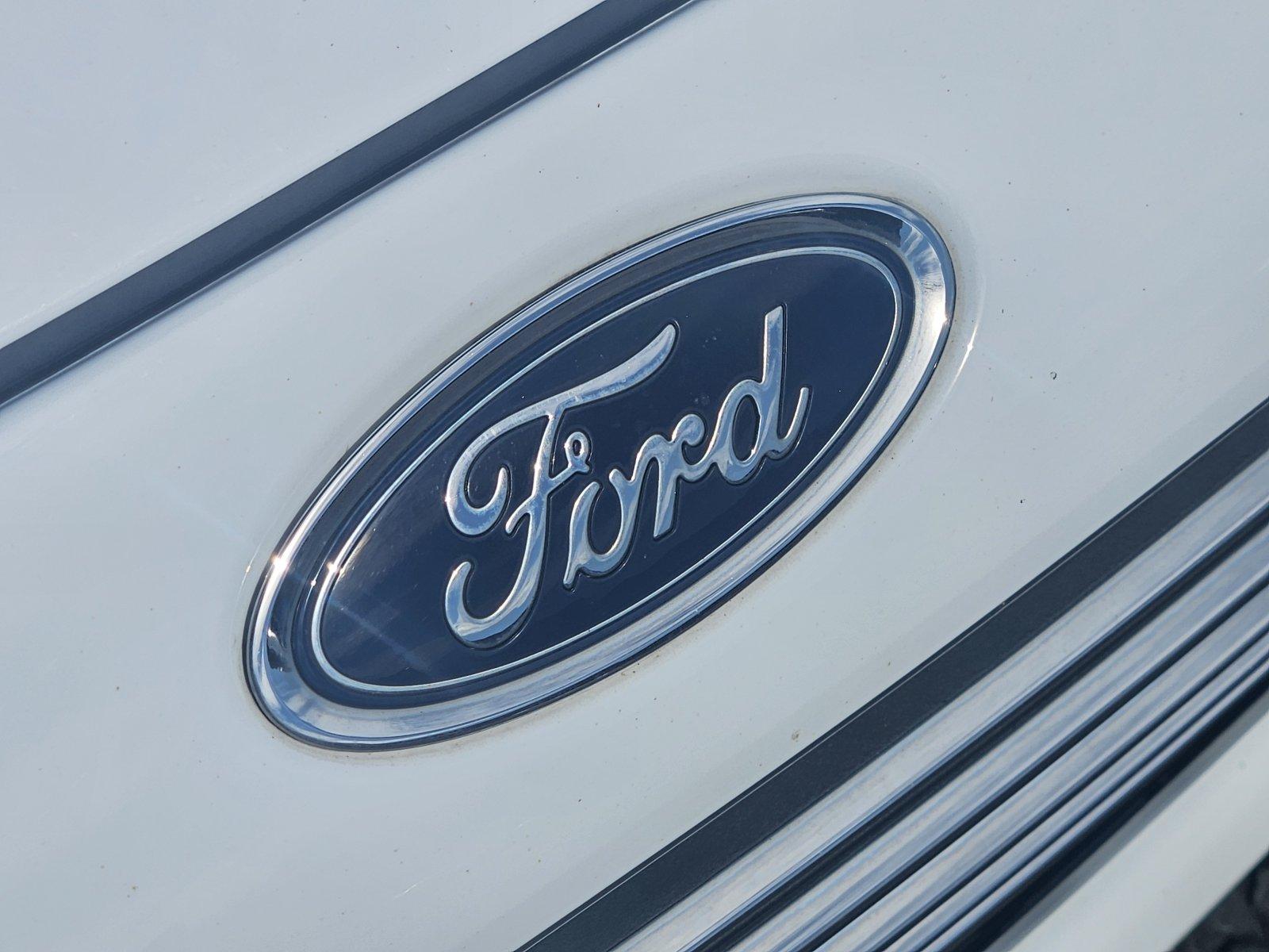 Ford Fiesta - Image 10