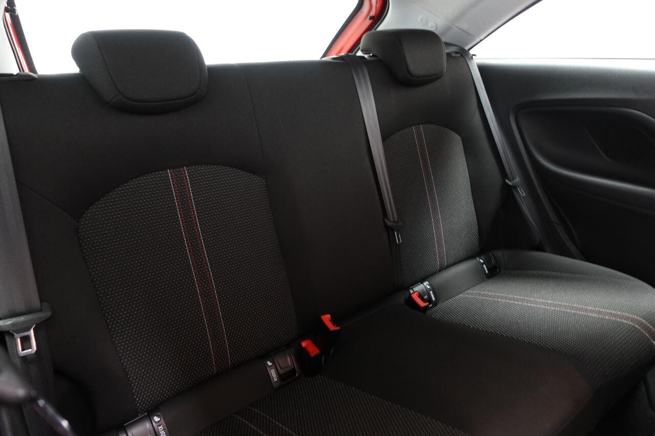 Vauxhall Corsa - Image 18