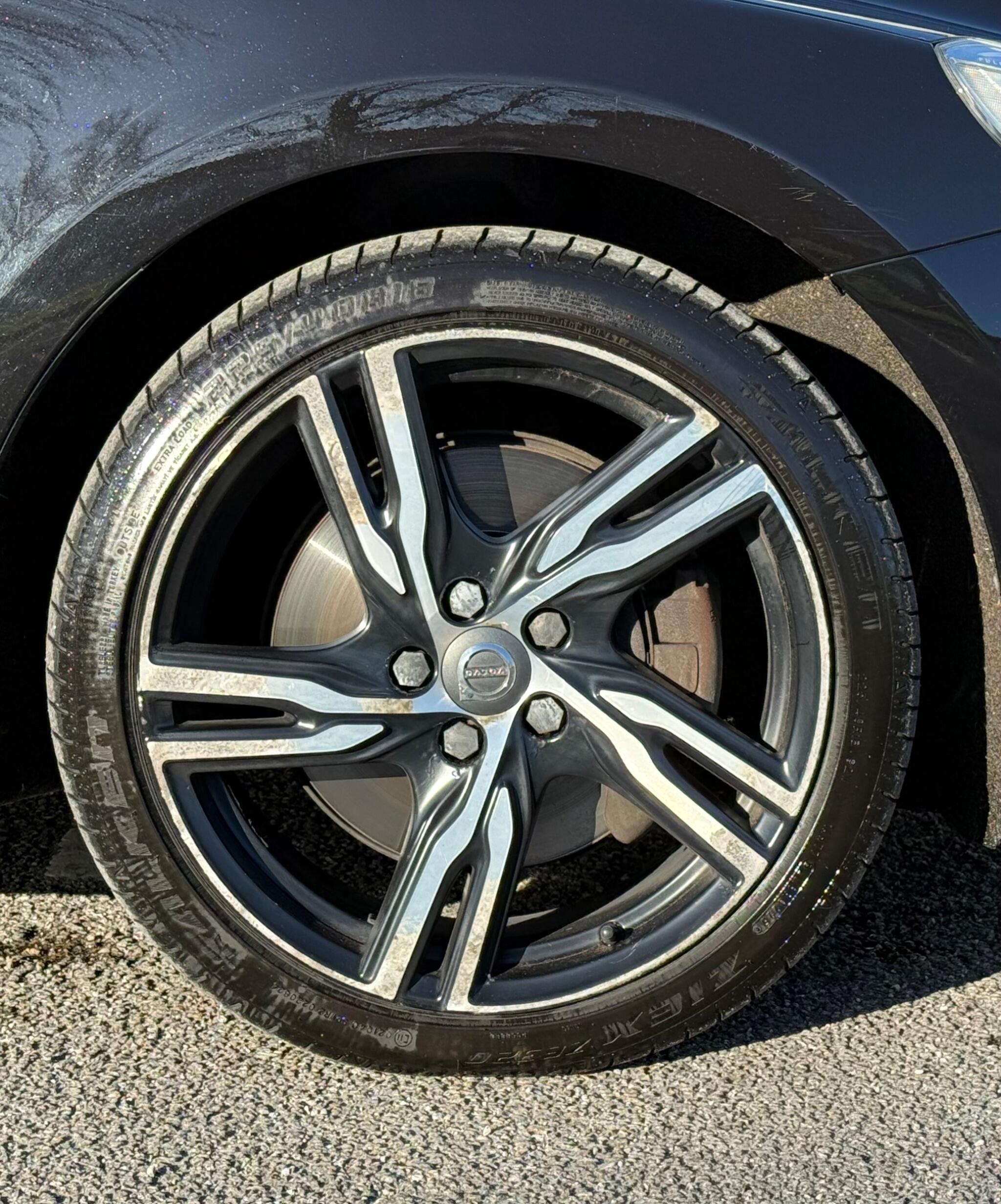 Volvo V40 - Image 20