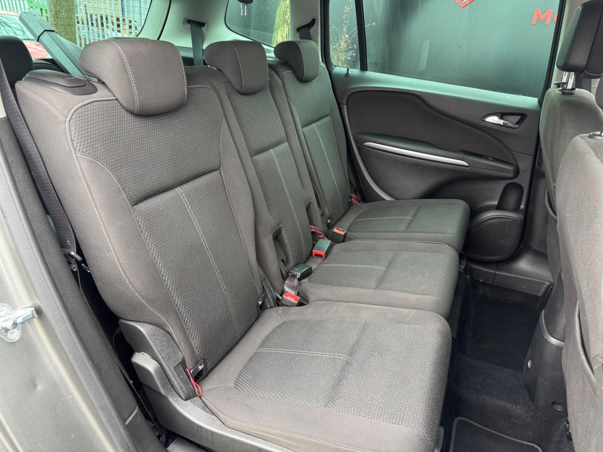Vauxhall Zafira Tourer - Image 22