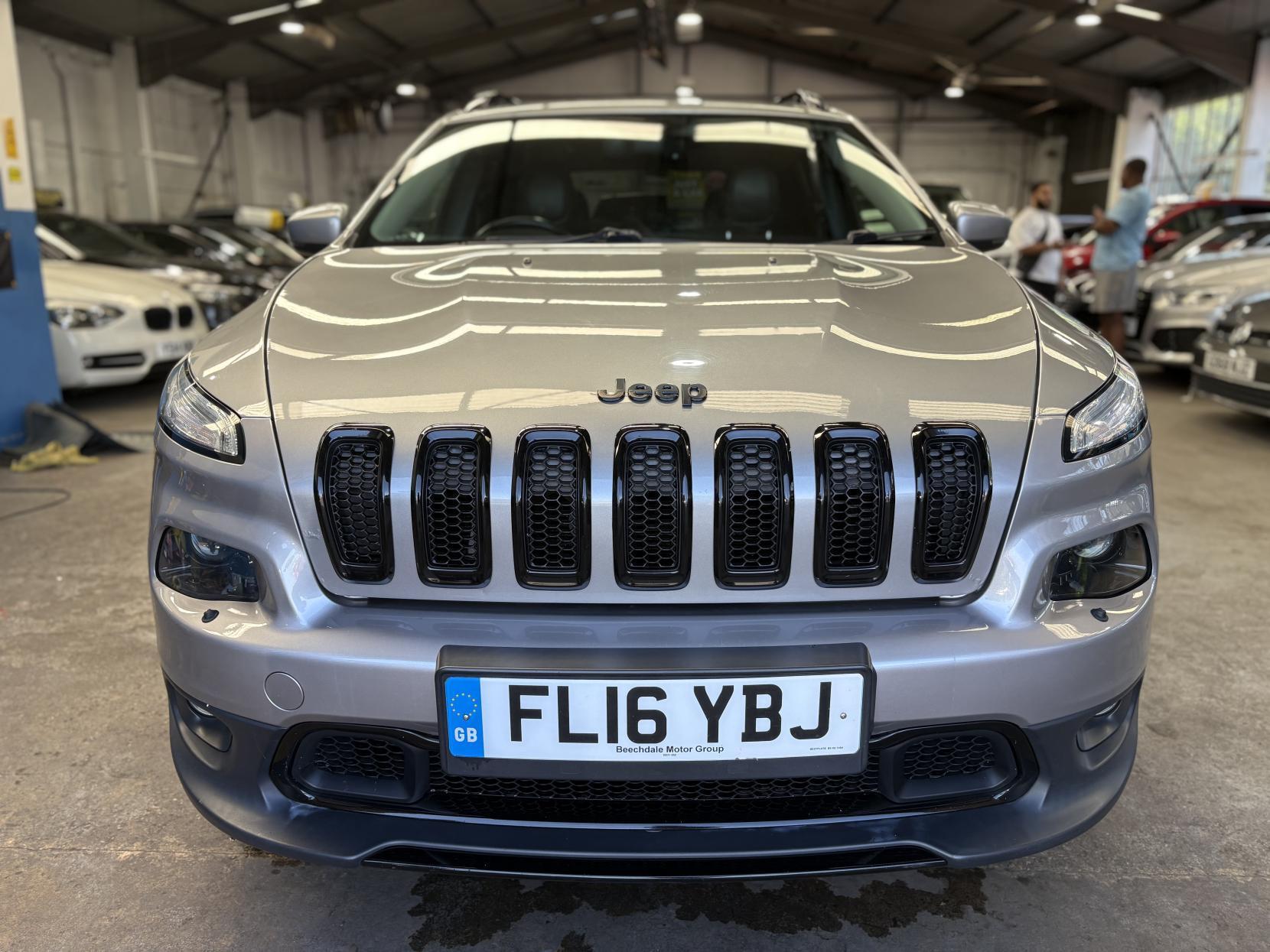 Jeep Cherokee - Image 3