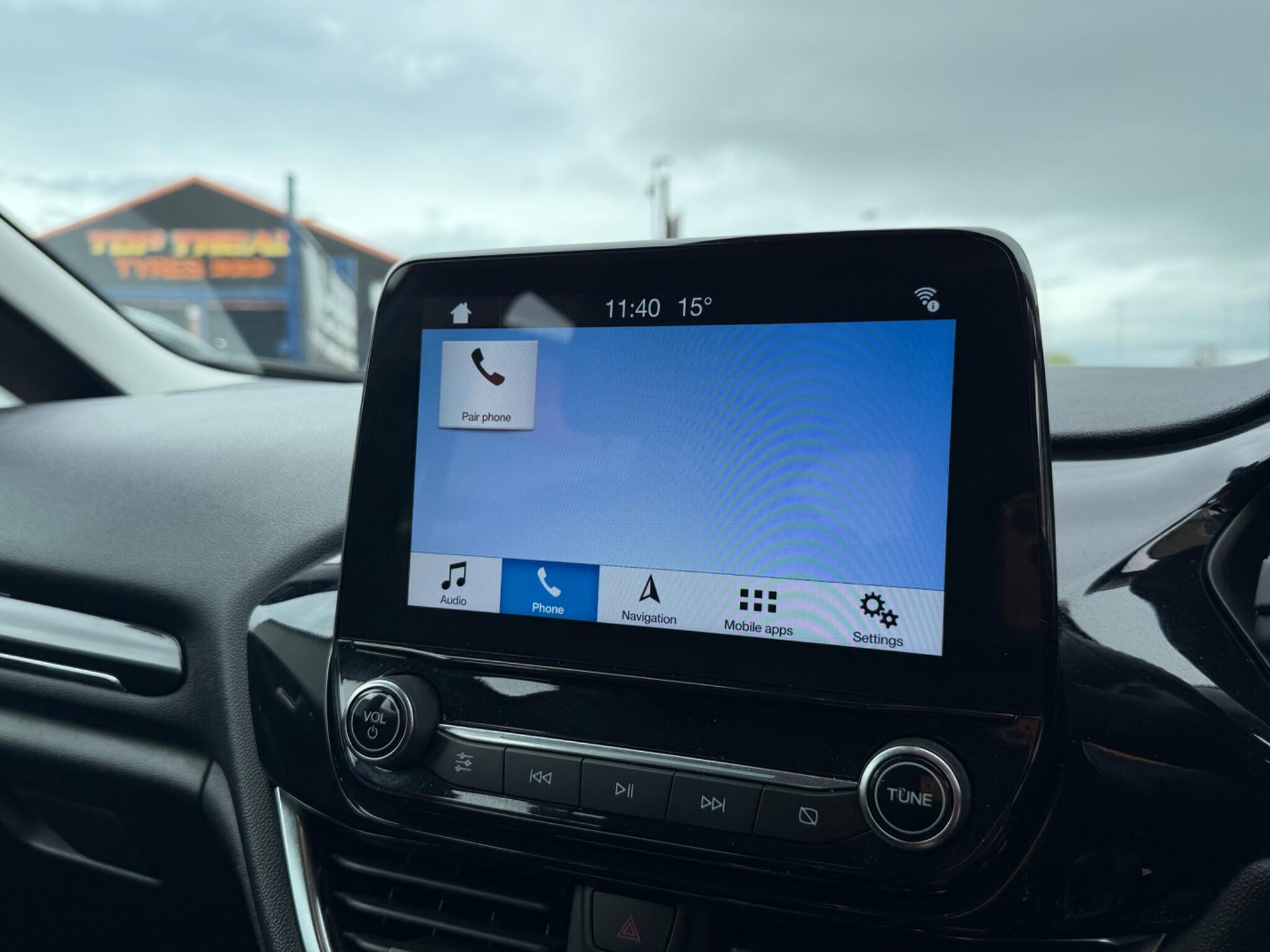 Ford Fiesta - Image 20