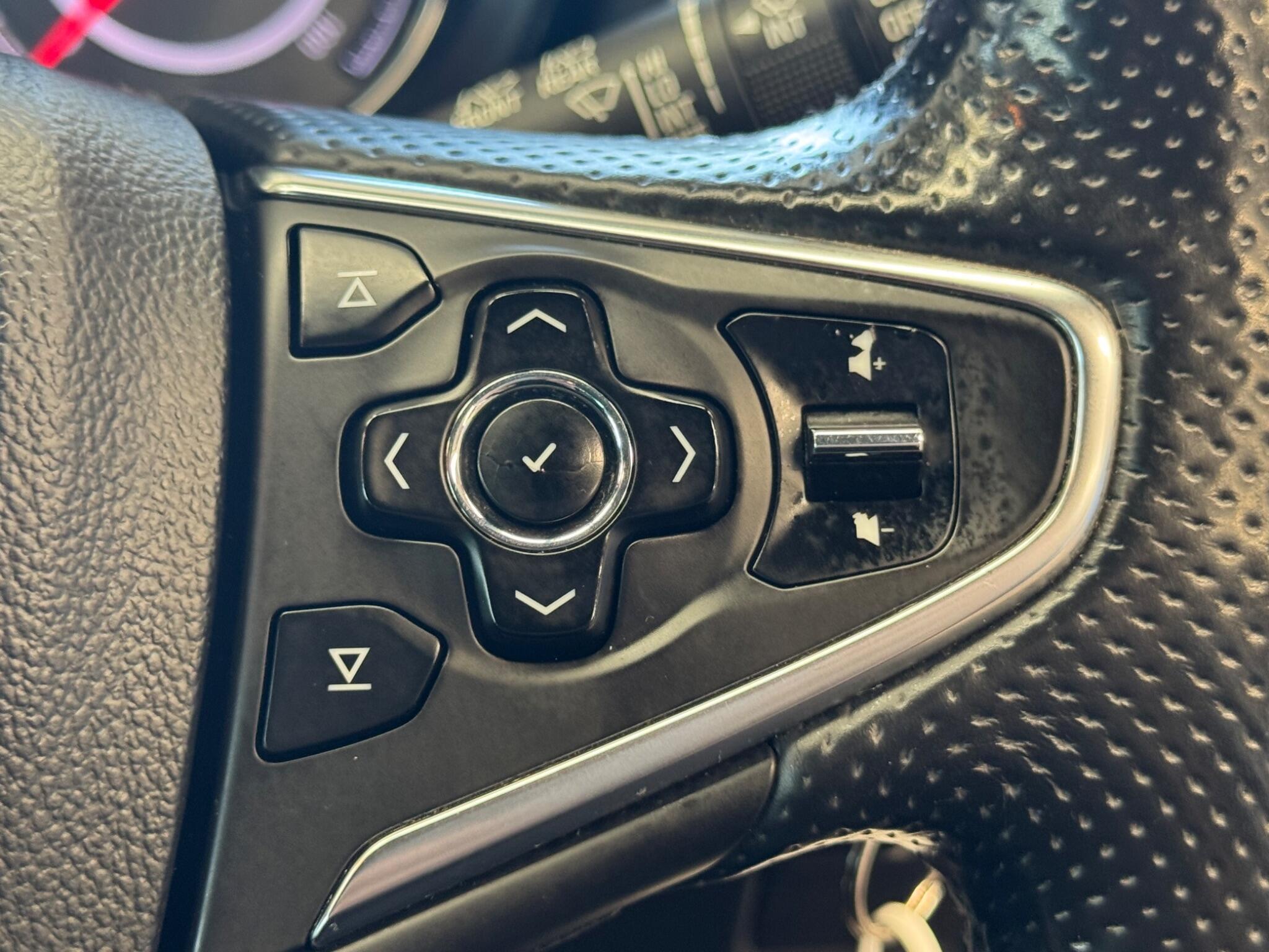 Vauxhall Insignia - Image 20