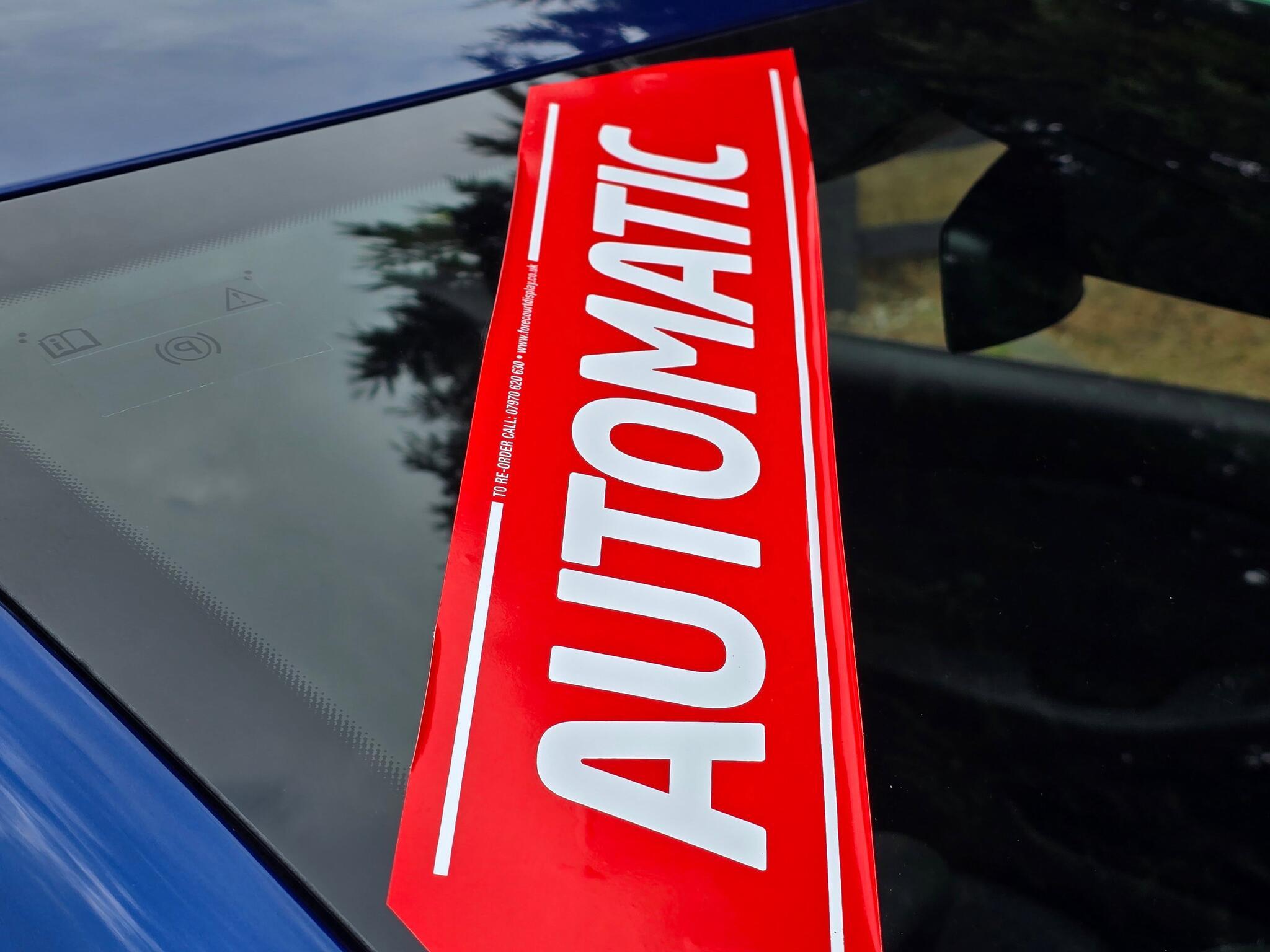 Renault Clio - Image 17