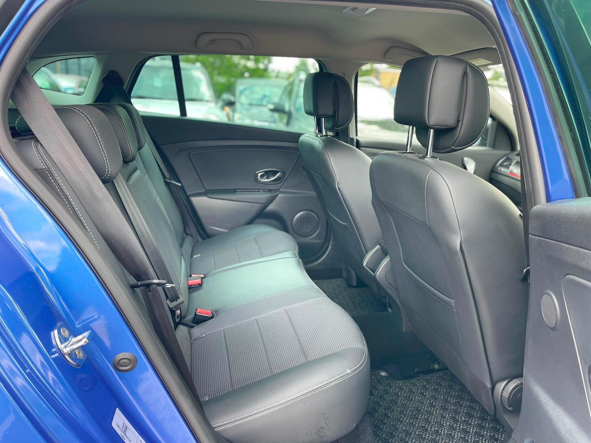 Renault Megane - Image 14