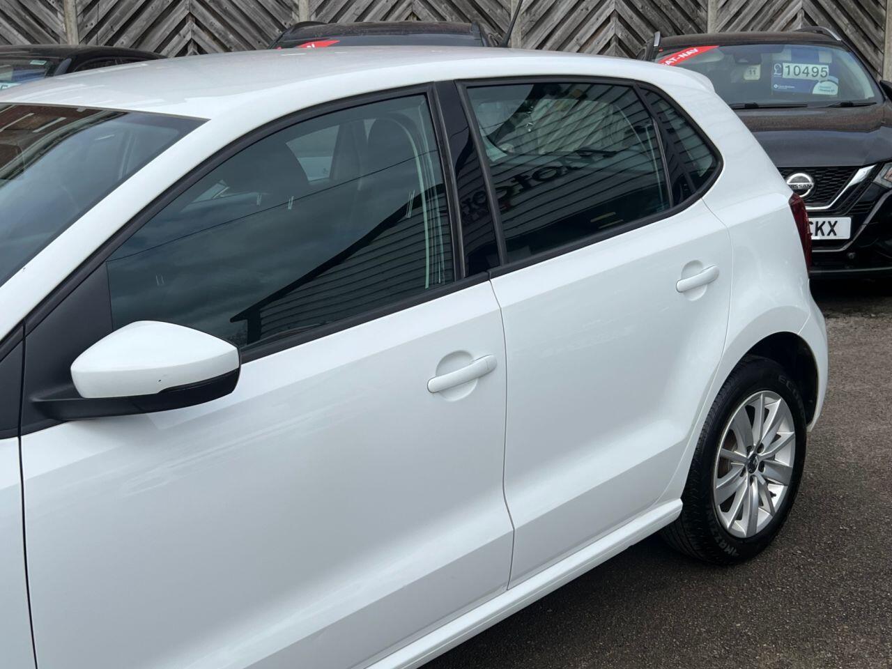 Volkswagen Polo - Image 10