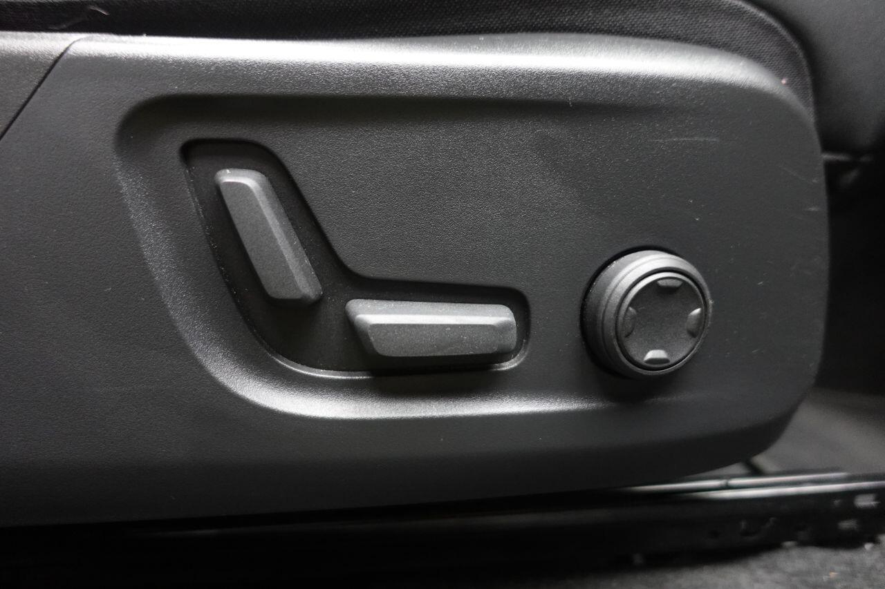 Volvo XC40 - Image 20