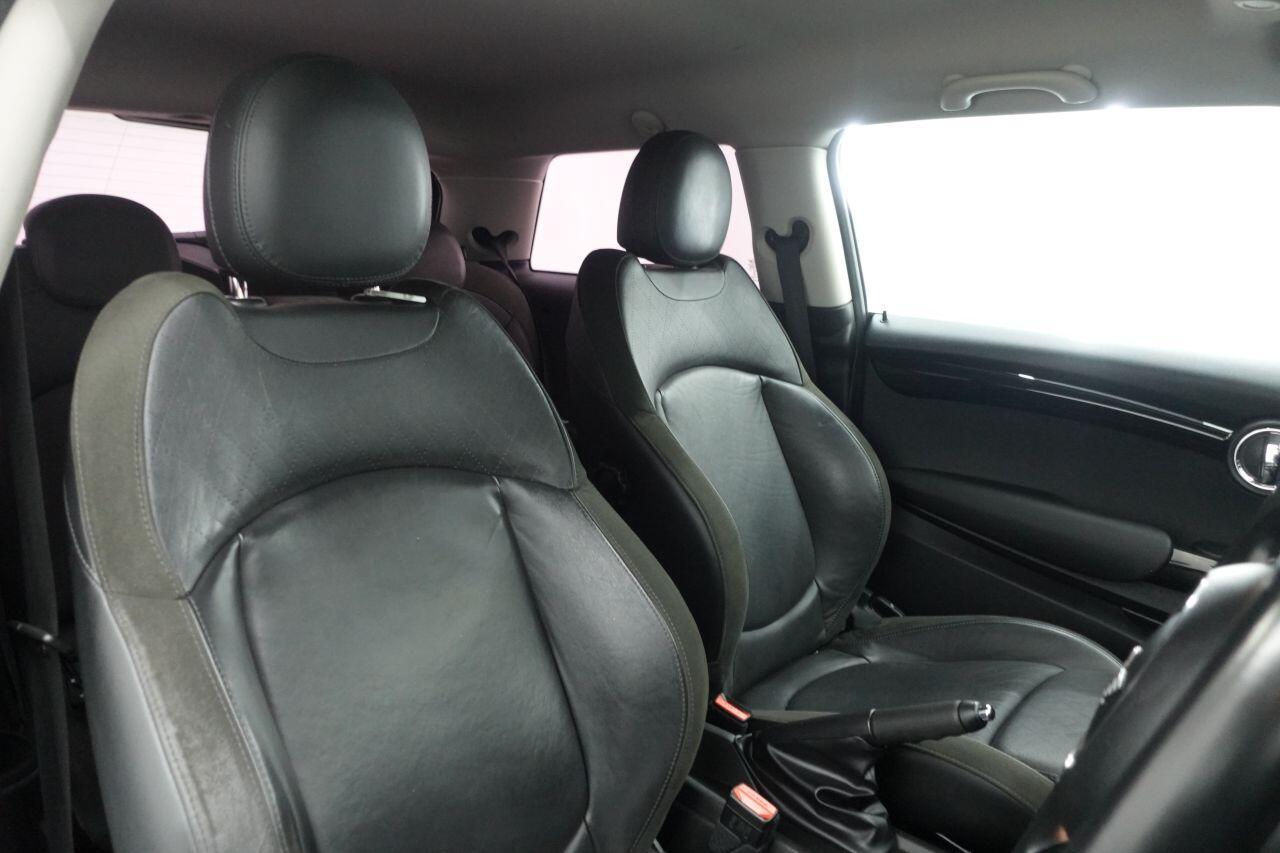 MINI Hatch - Image 2