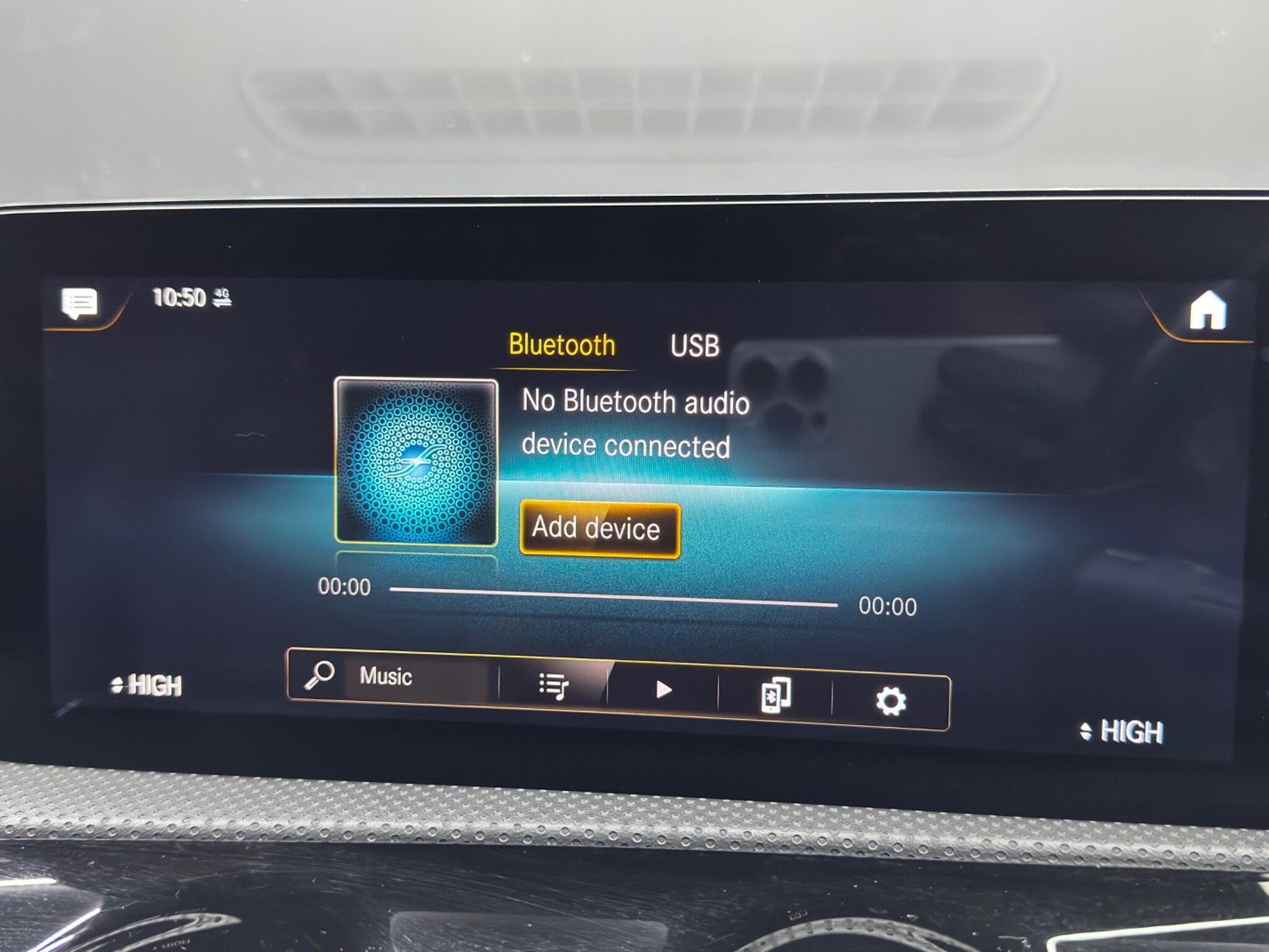 Mercedes CLA - Image 32