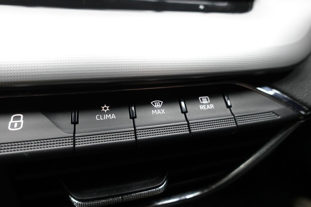 Skoda Octavia - Image 39