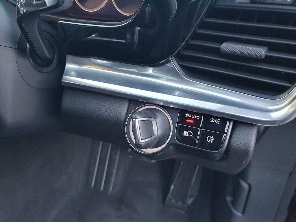 Porsche Panamera - Image 39