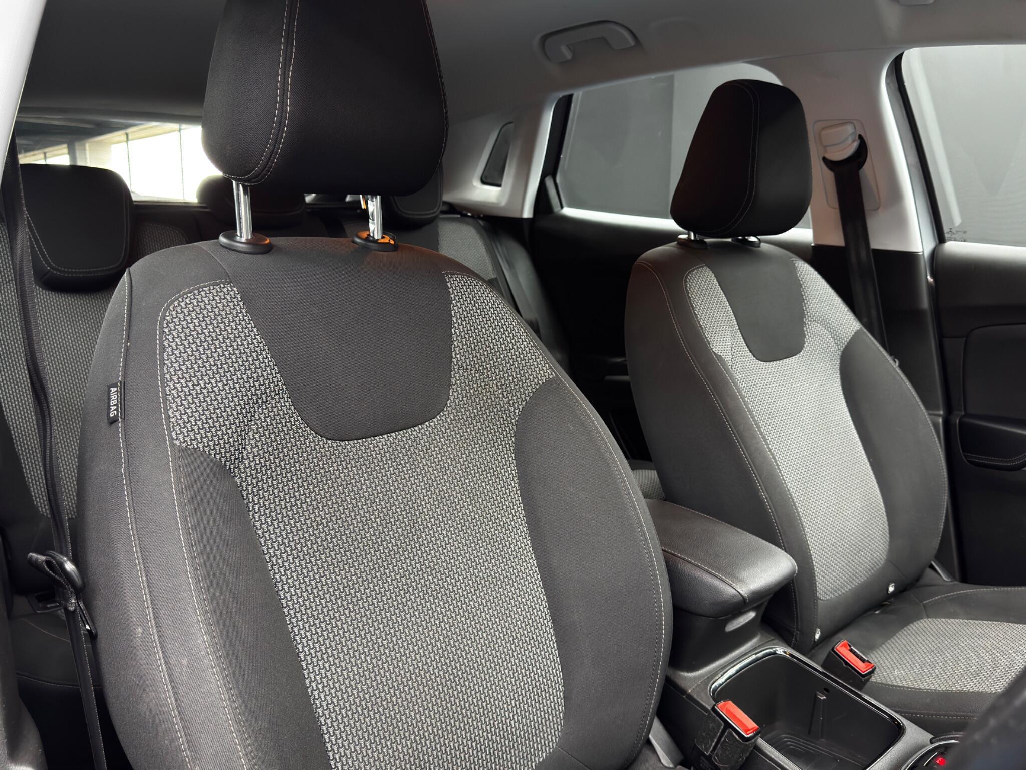 Vauxhall Grandland X - Image 12