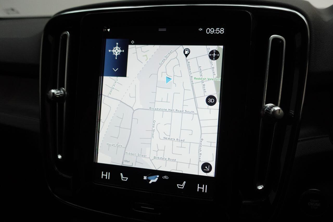 Volvo XC40 - Image 2
