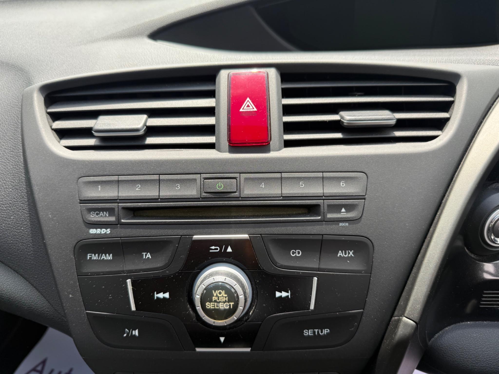 Honda Civic - Image 27