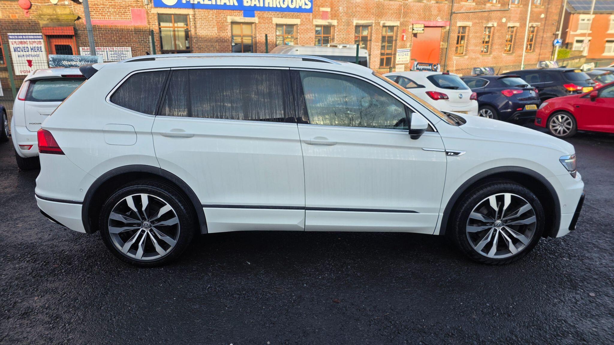 Volkswagen Tiguan Allspace - Image 8