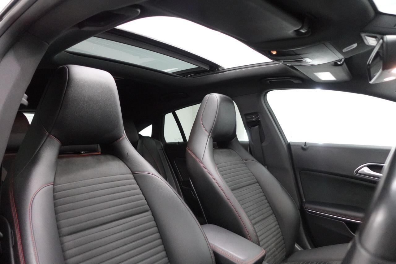 Mercedes-benz CLA - Image 2