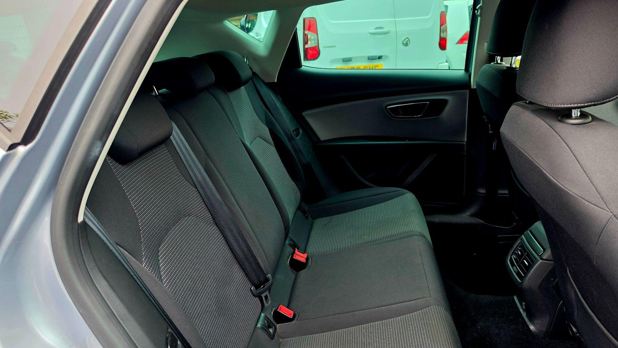 SEAT Leon - Image 19