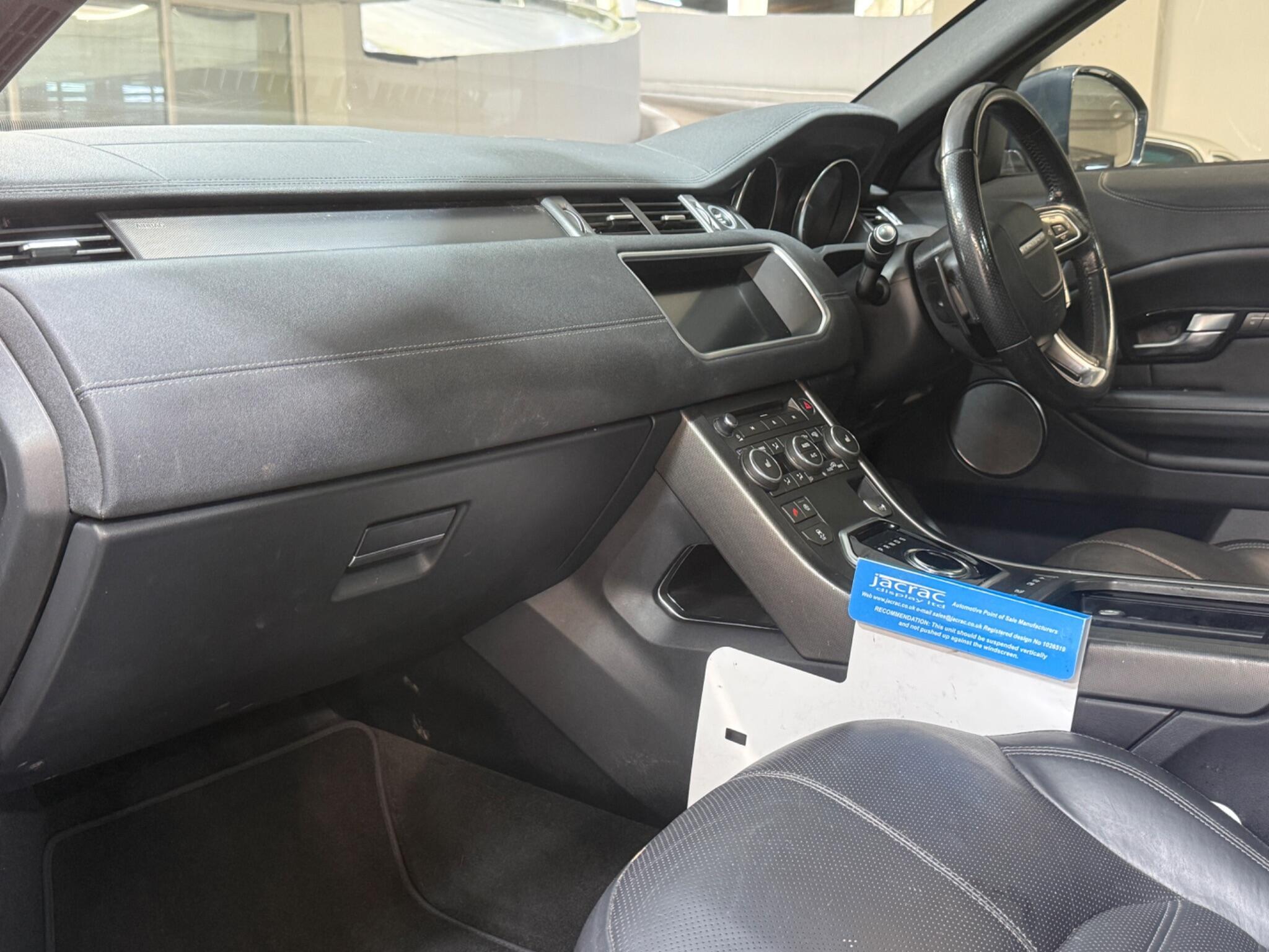 Land Rover Range Rover Evoque - Image 10