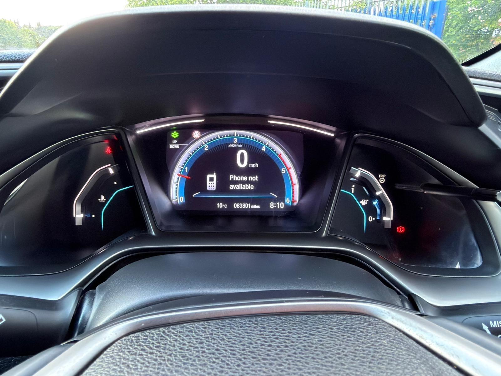 Honda Civic - Image 36