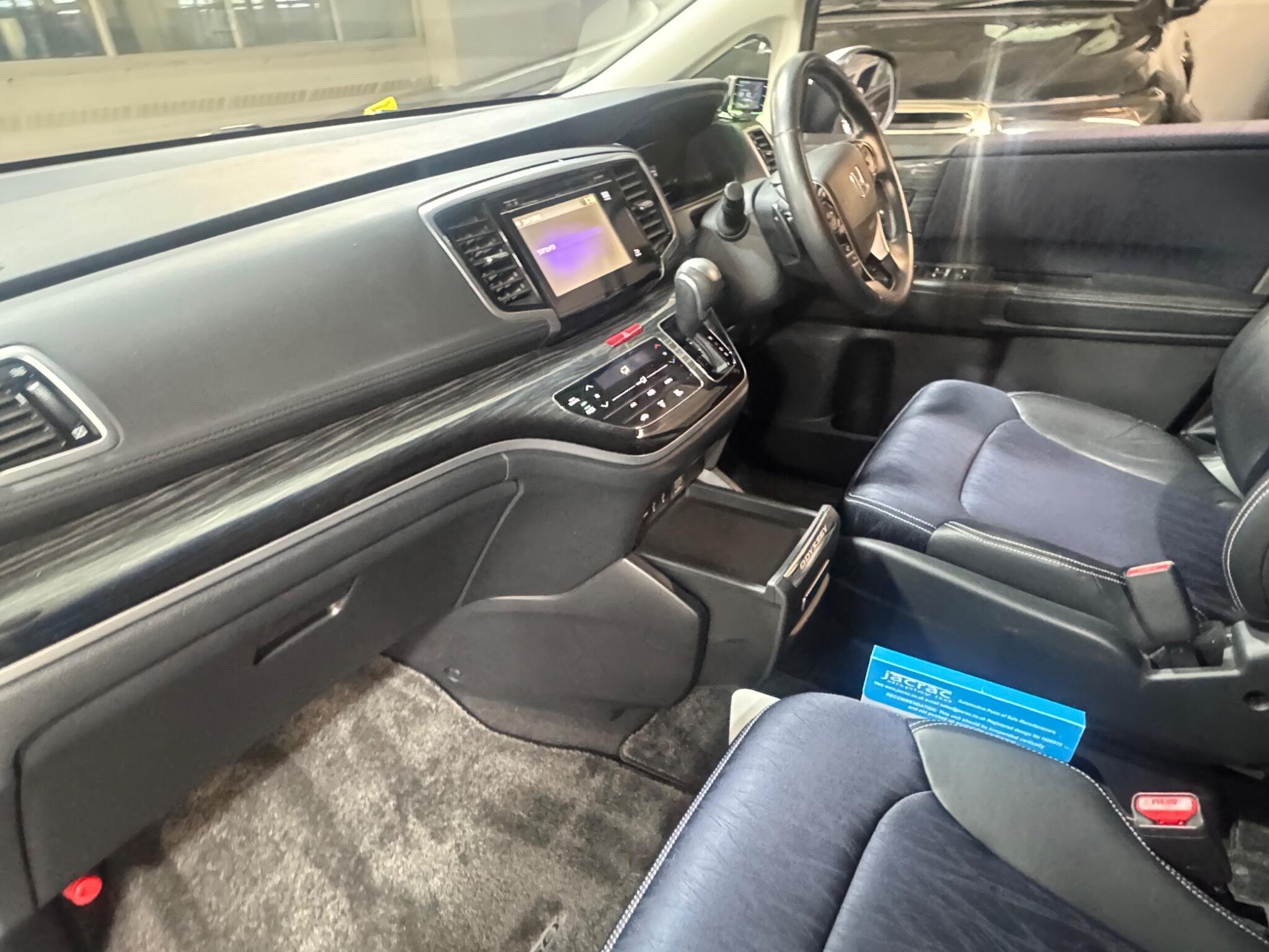Honda Odyssey - Image 11