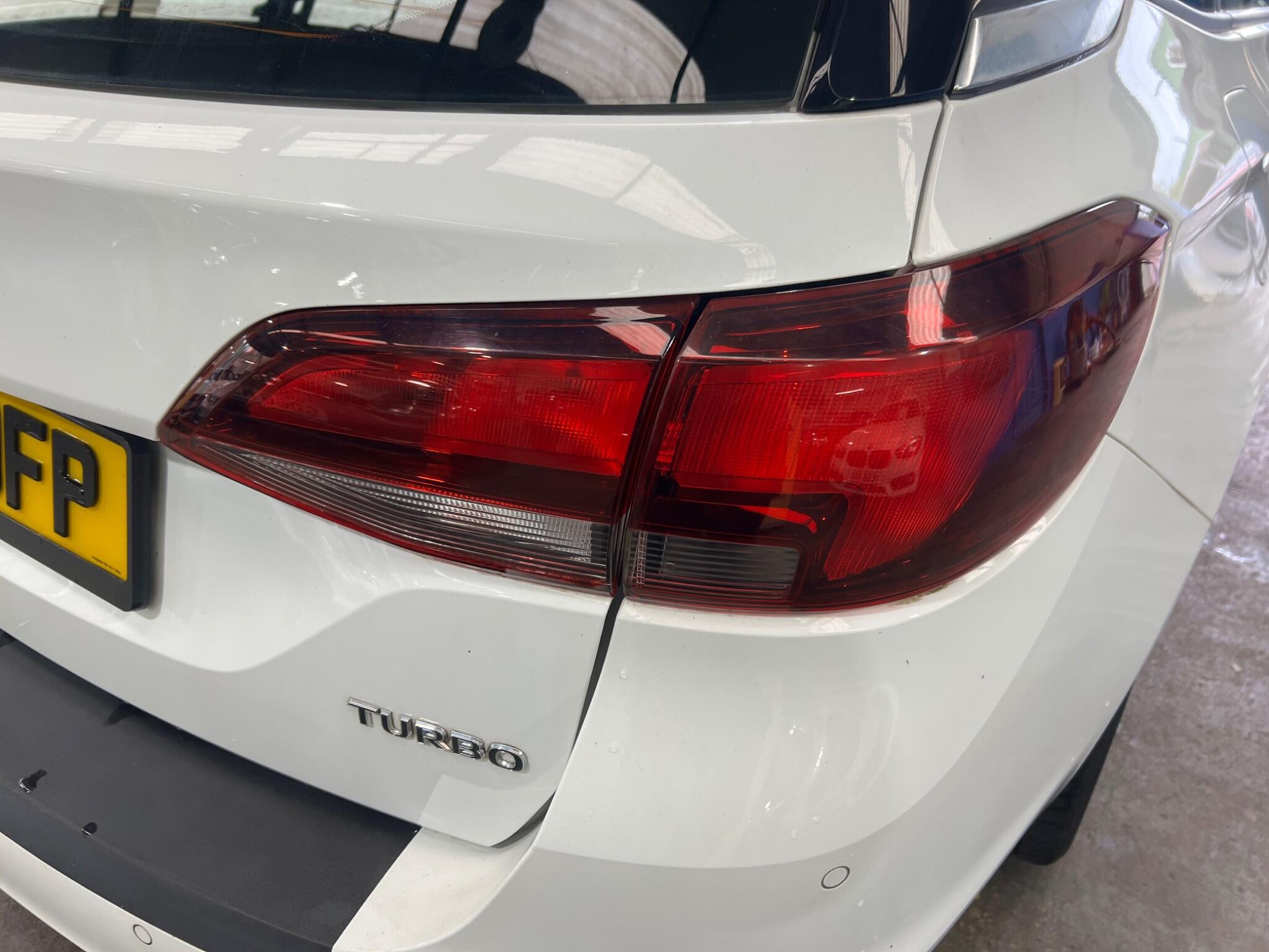 Vauxhall Astra - Image 29