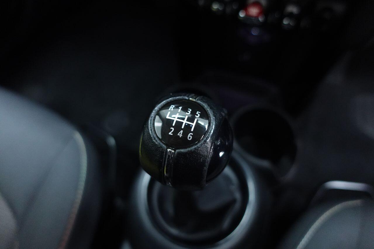 MINI Hatch - Image 13