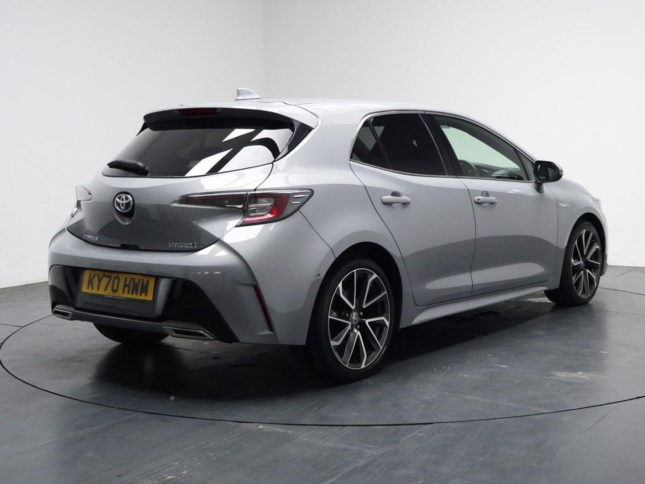 Toyota Corolla - Image 12