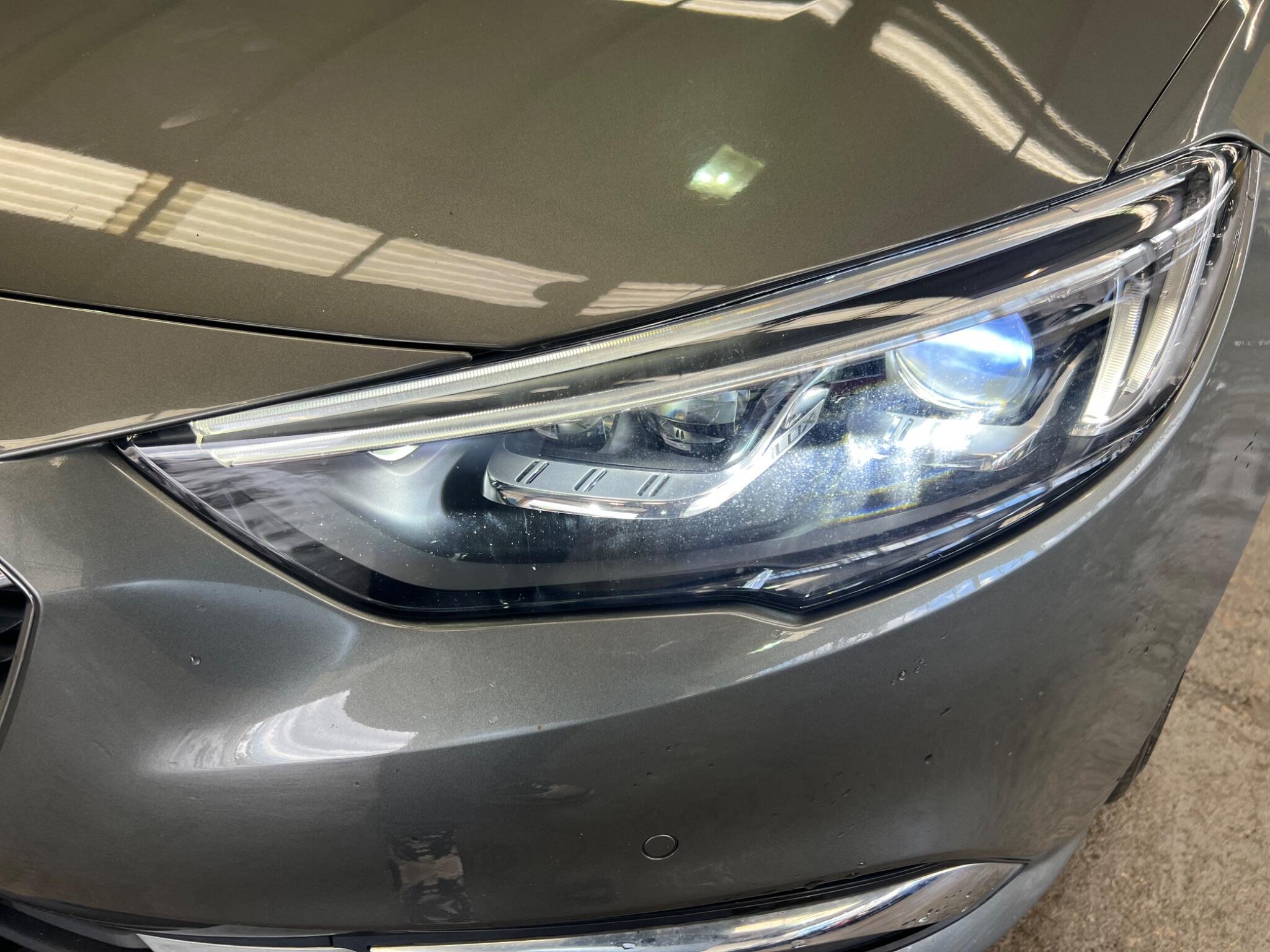 Vauxhall Insignia - Image 32