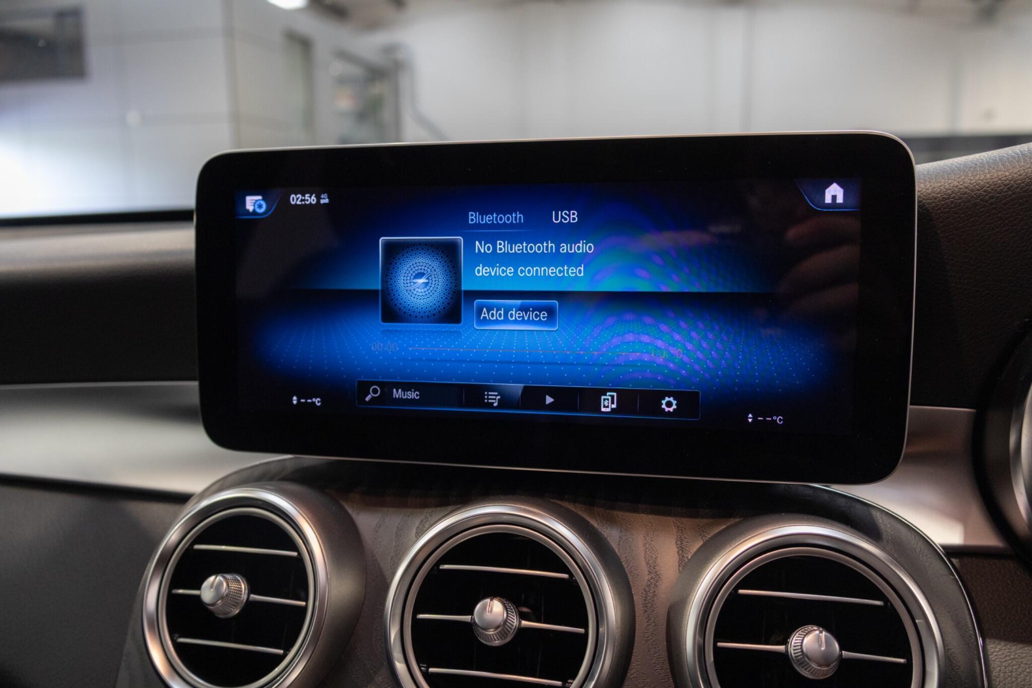 Mercedes GLC - Image 20