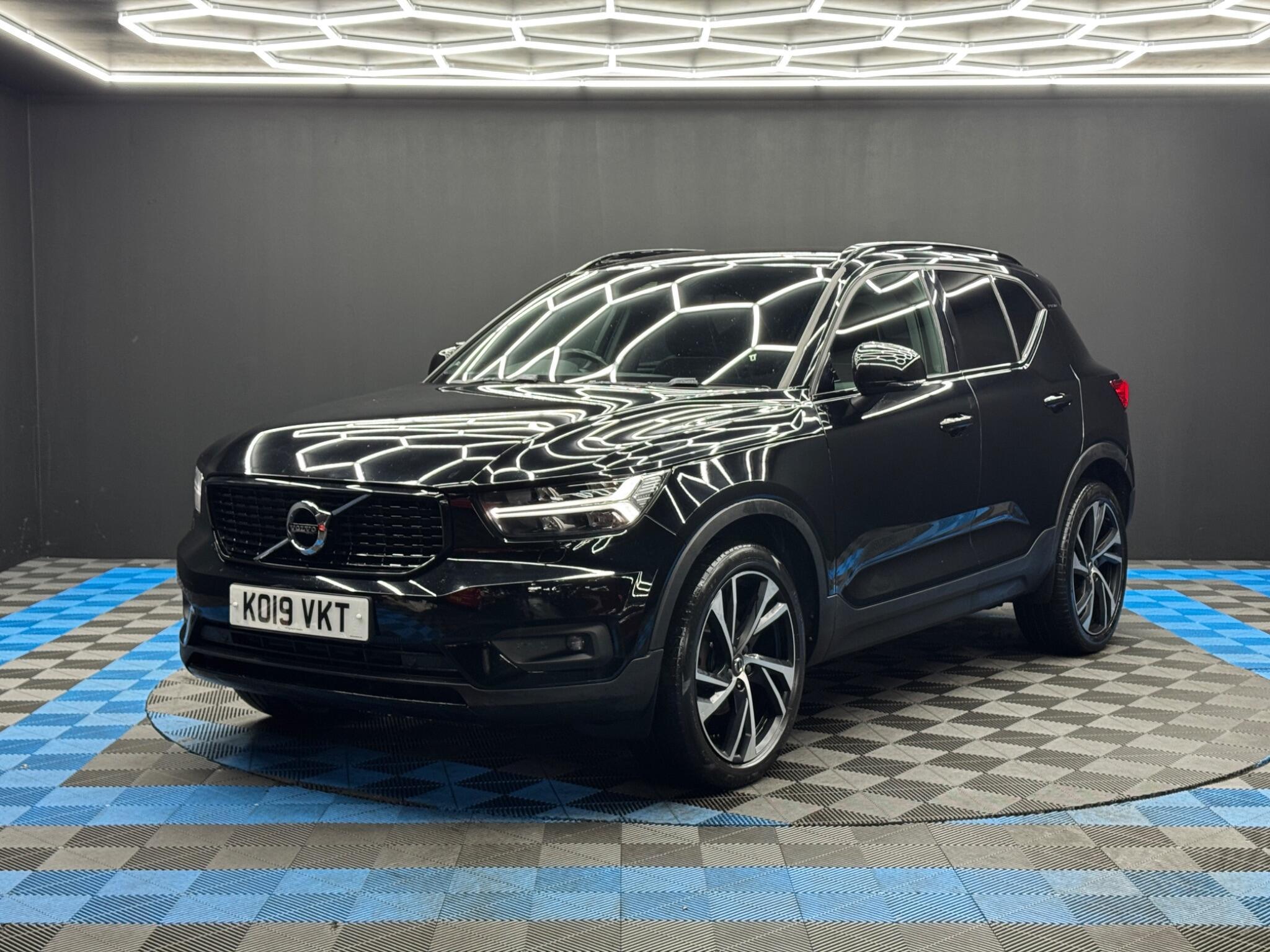 Volvo XC40 - Image 3