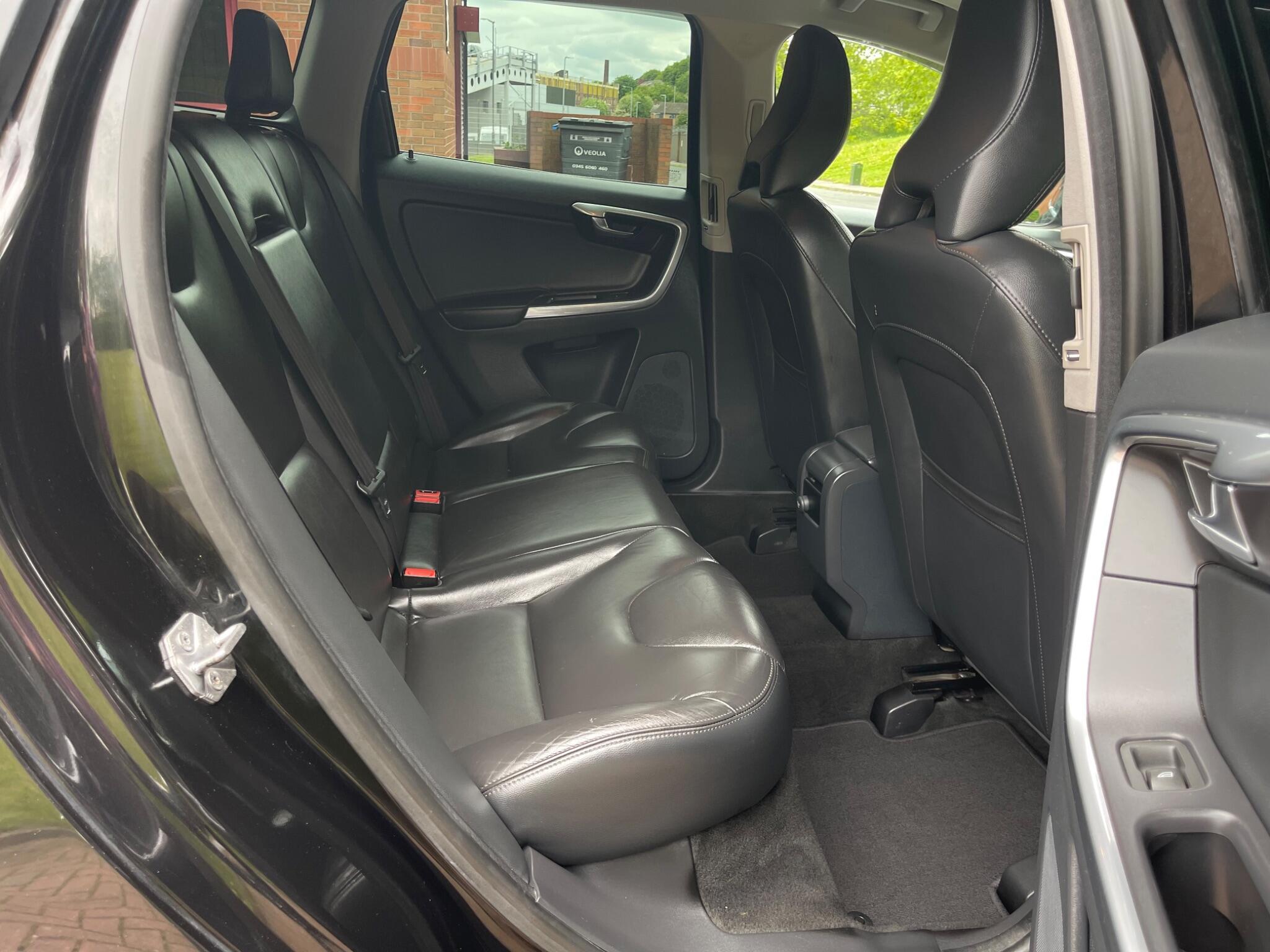 Volvo XC60 - Image 36