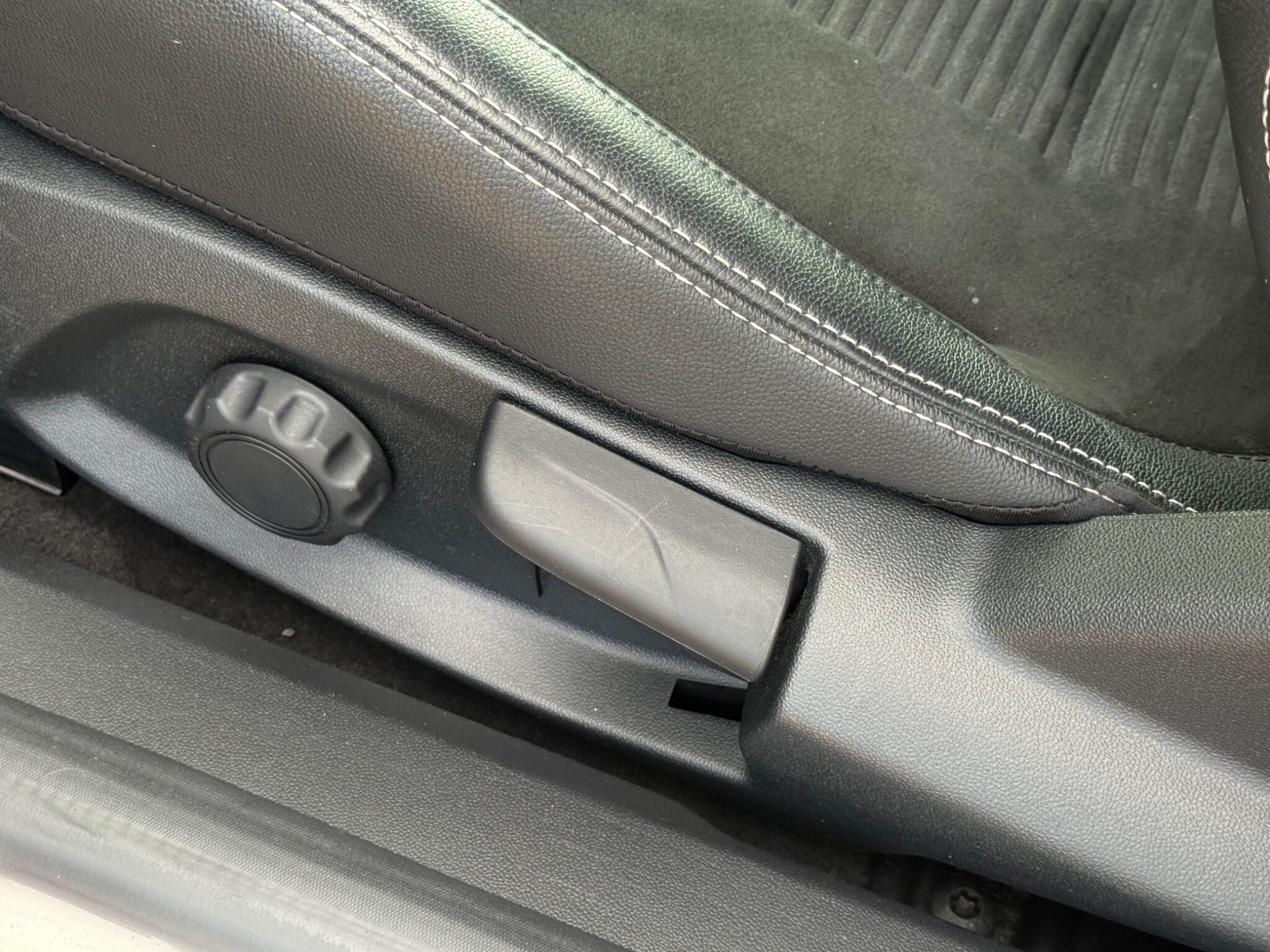 Ford Fiesta - Image 17