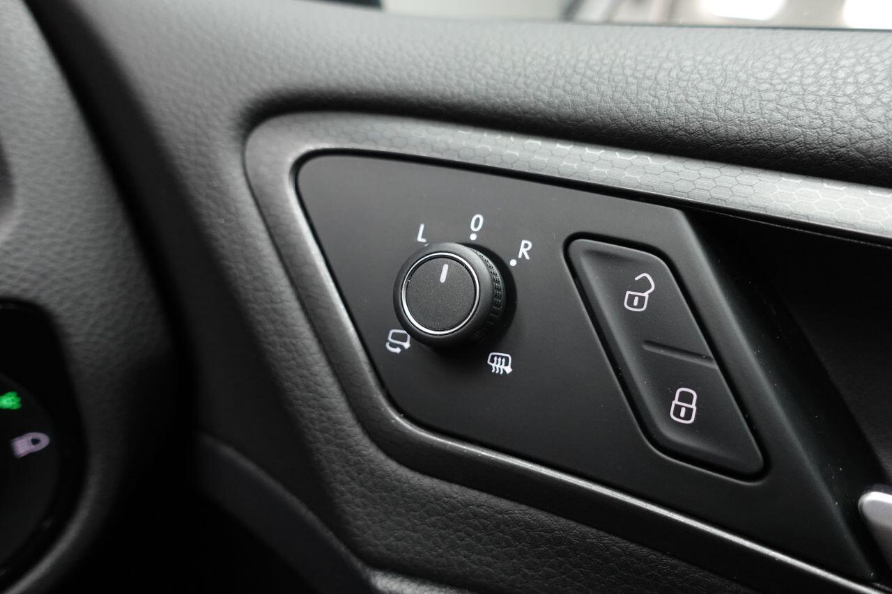 Volkswagen Golf - Image 51