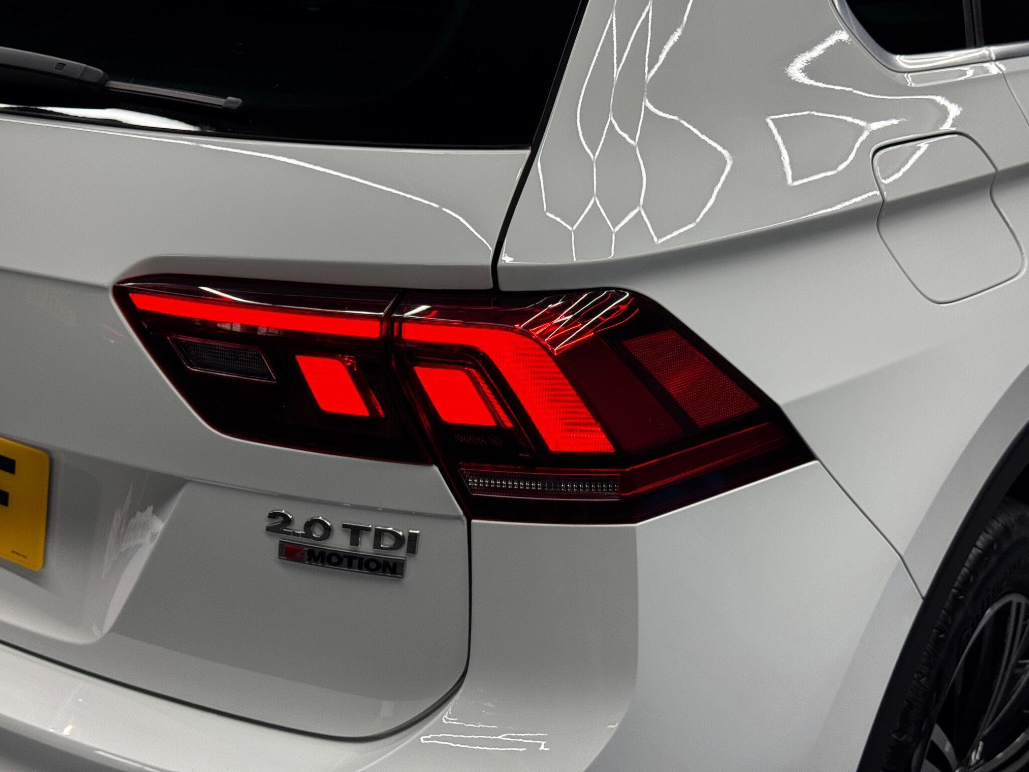 Volkswagen Tiguan - Image 45