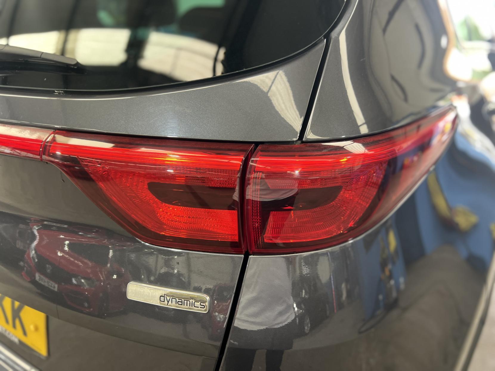 Kia Sportage - Image 16