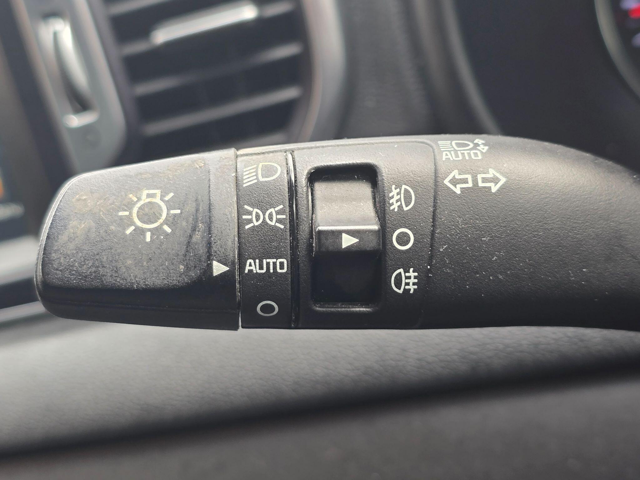 Kia Sportage - Image 44