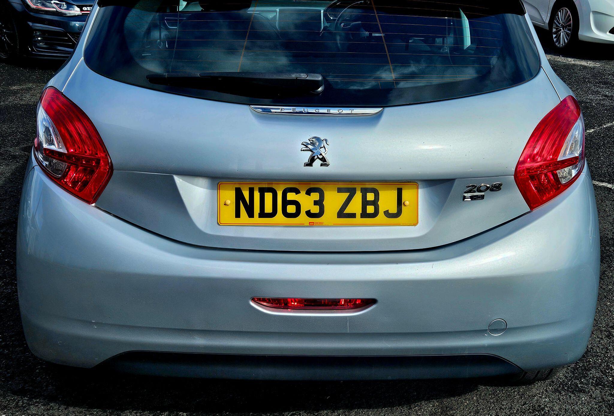 Peugeot 208 - Image 12