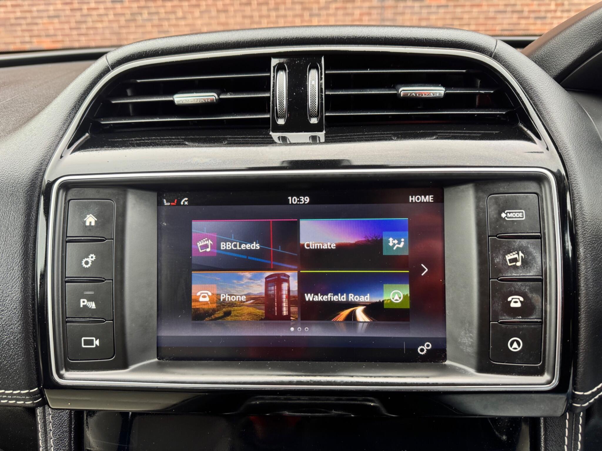 Jaguar F-Pace - Image 43