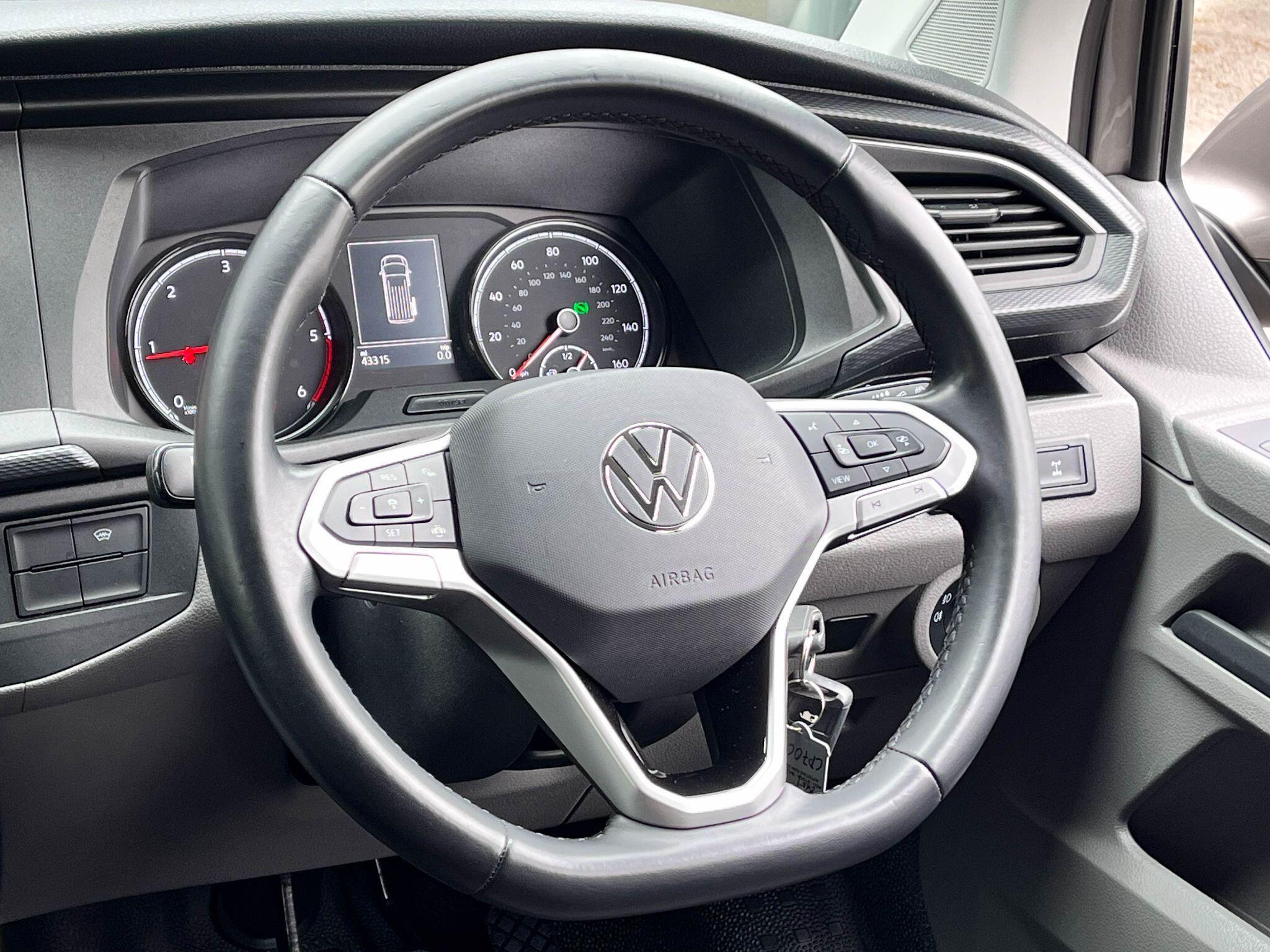 Volkswagen Transporter - Image 14