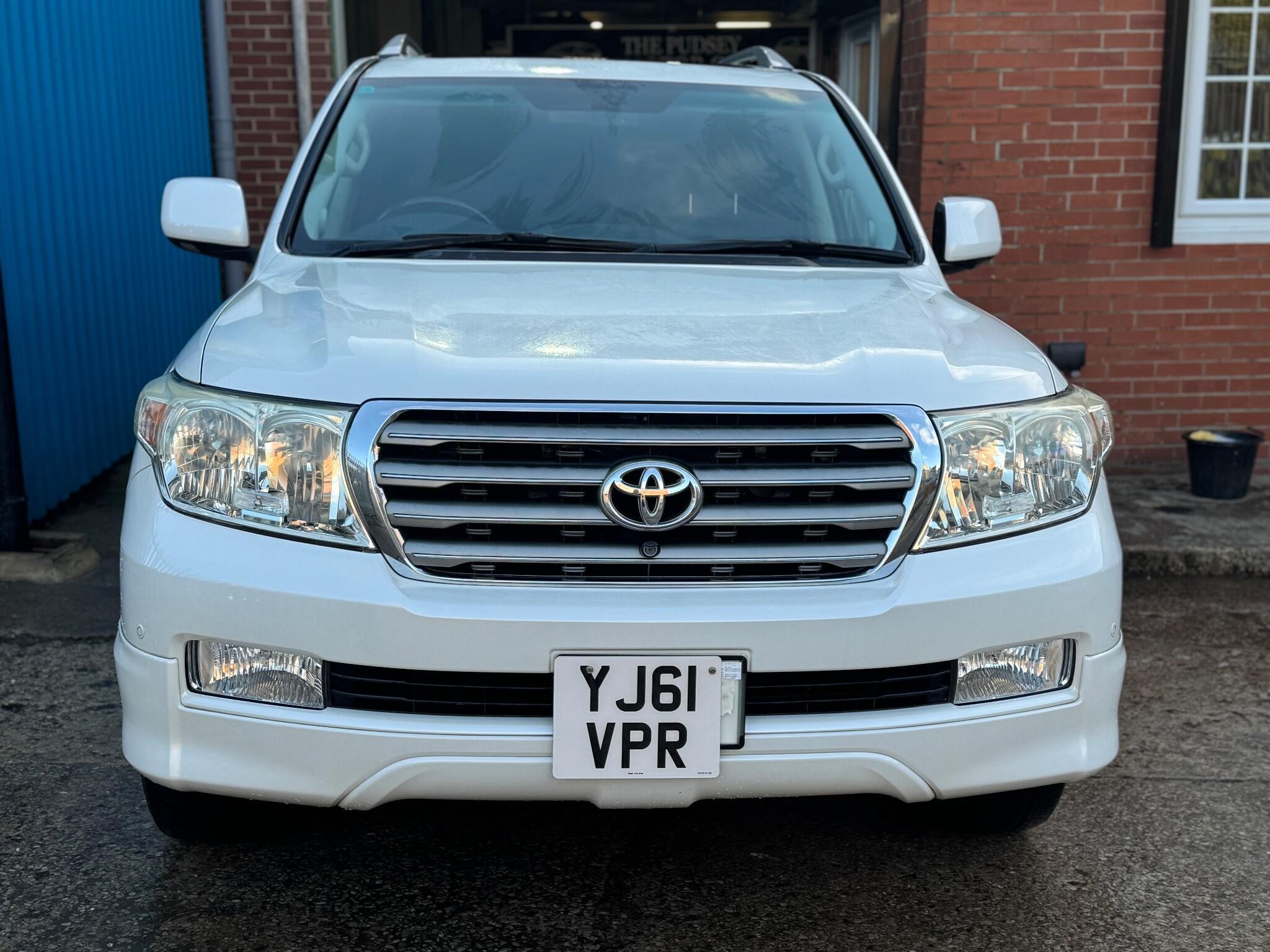 Toyota Land Cruiser - Image 6