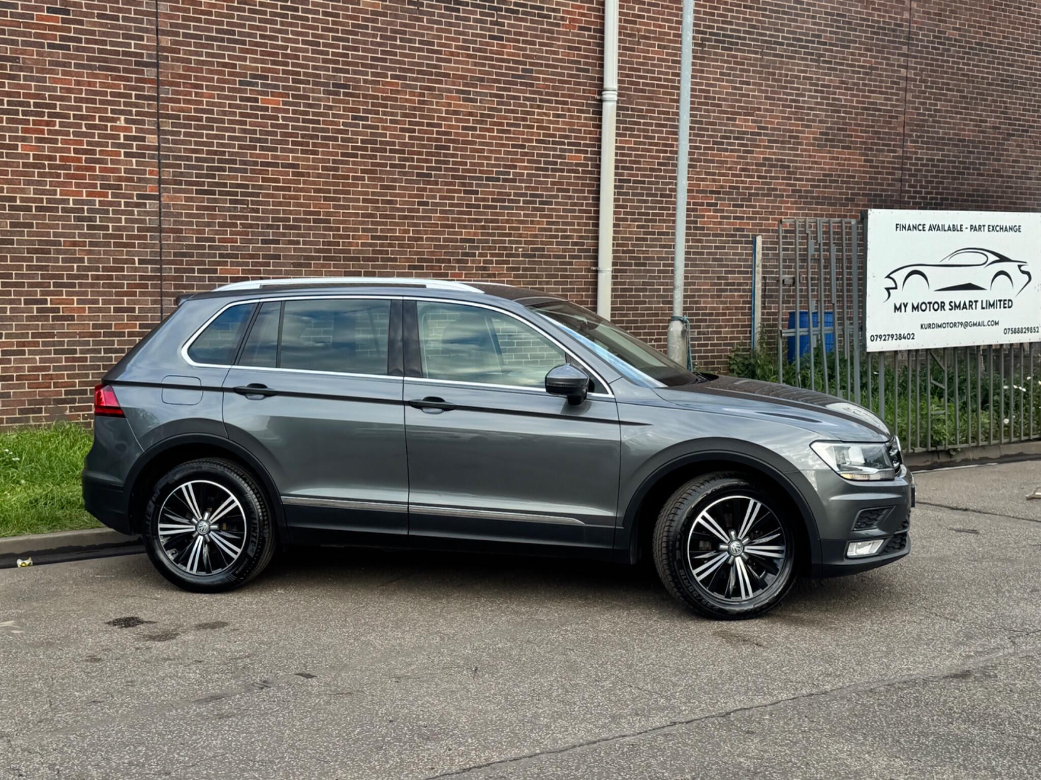 Volkswagen Tiguan - Image 14