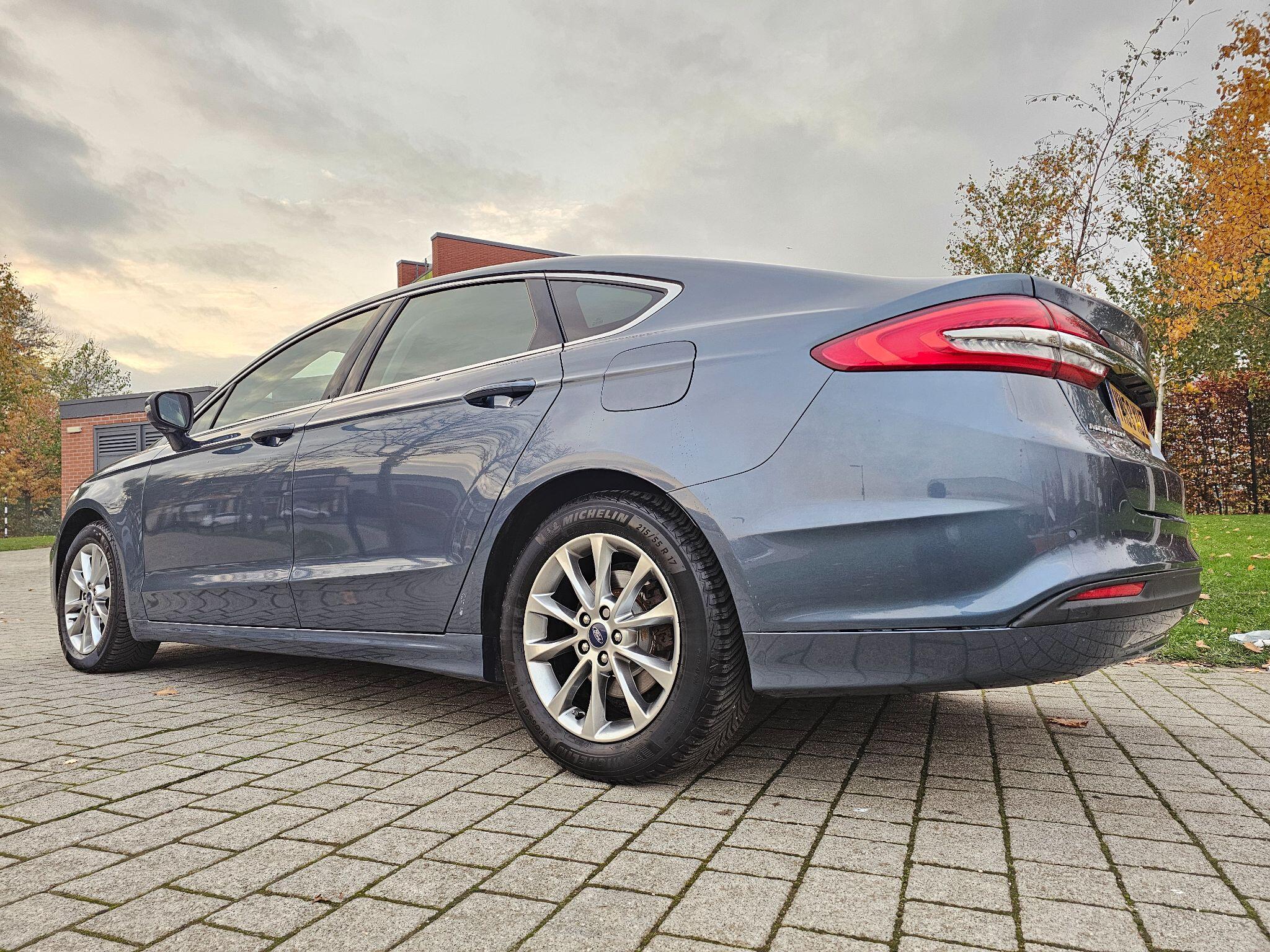 Ford Mondeo - Image 20