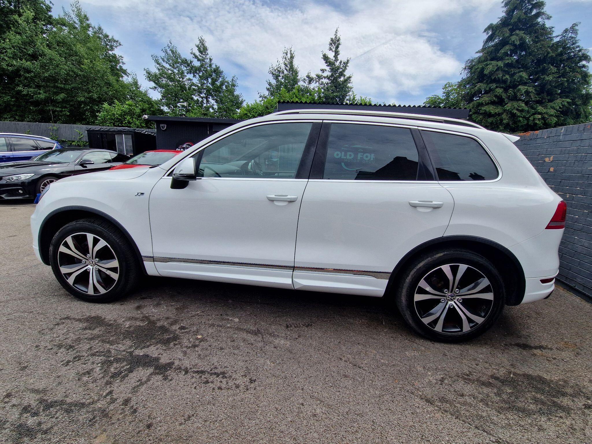 Volkswagen Touareg - Image 6