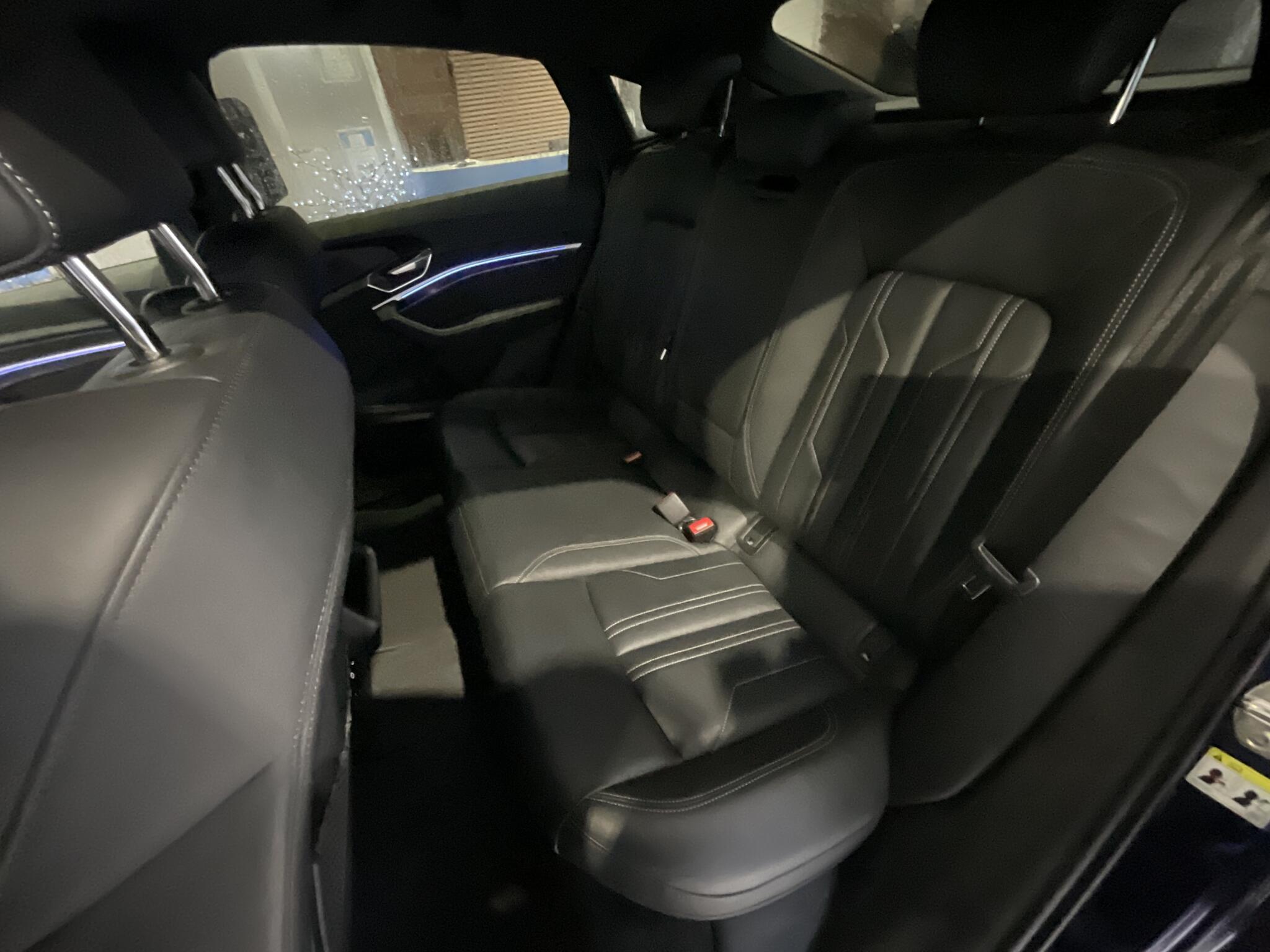 Audi E-Tron - Image 14